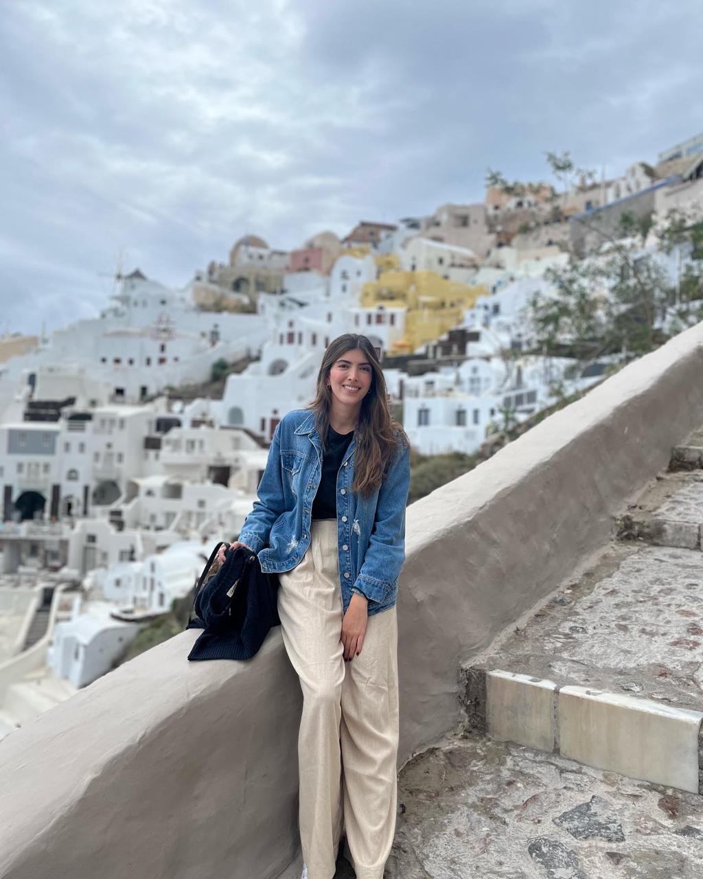 Advisor - Mariana Vargas