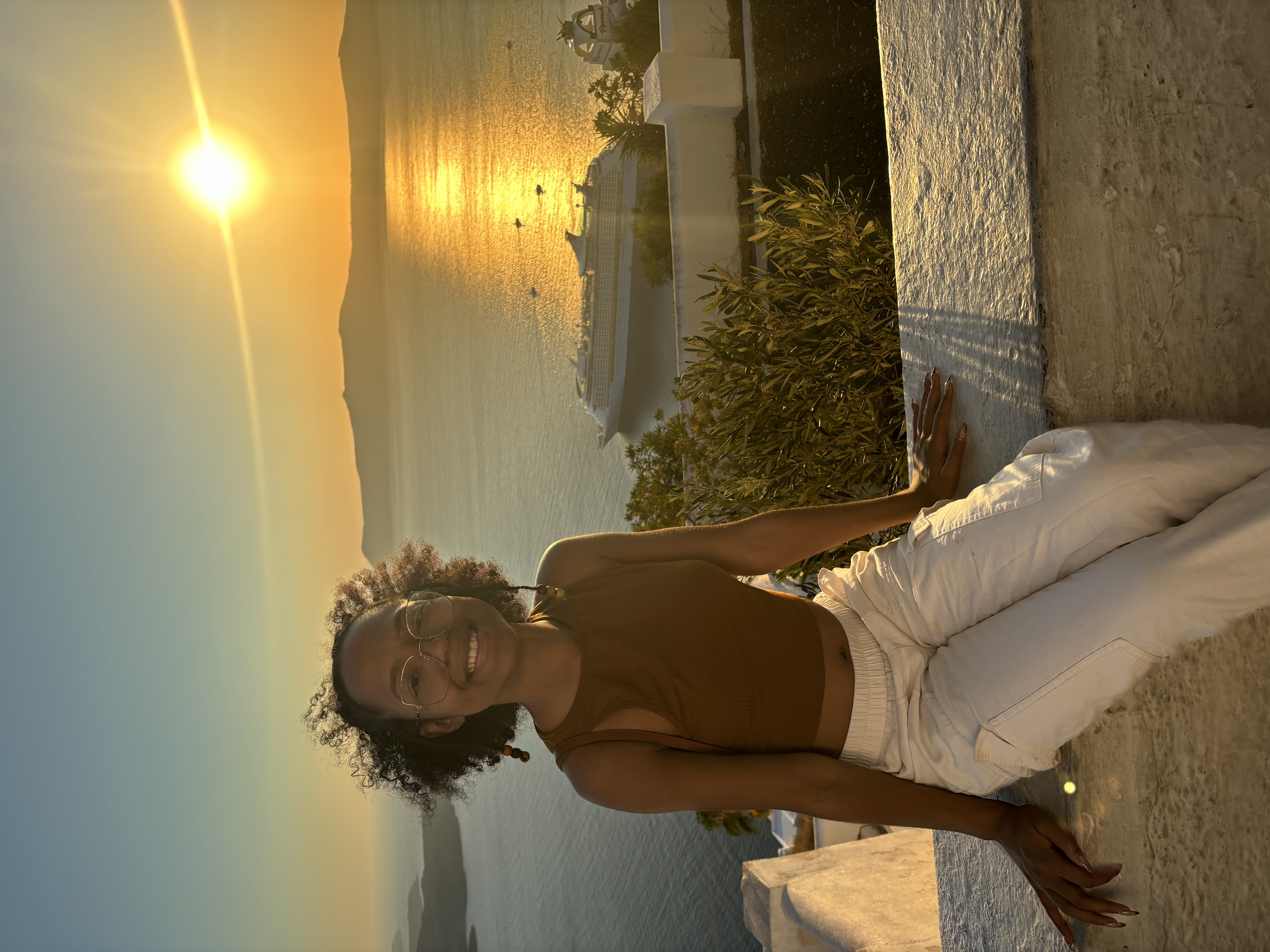 Advisor - Domonique Green