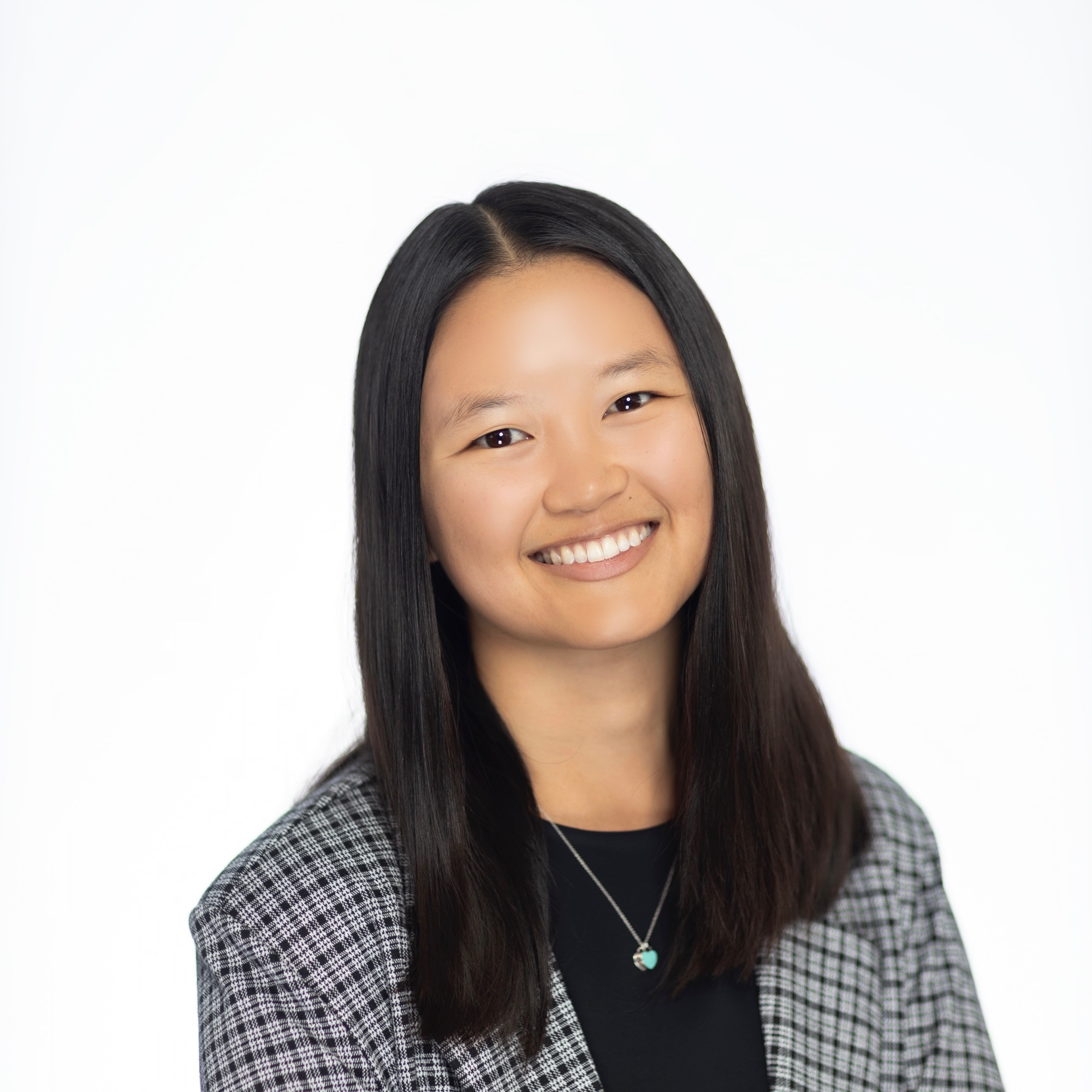 Fora Author - Lynn Van Wey