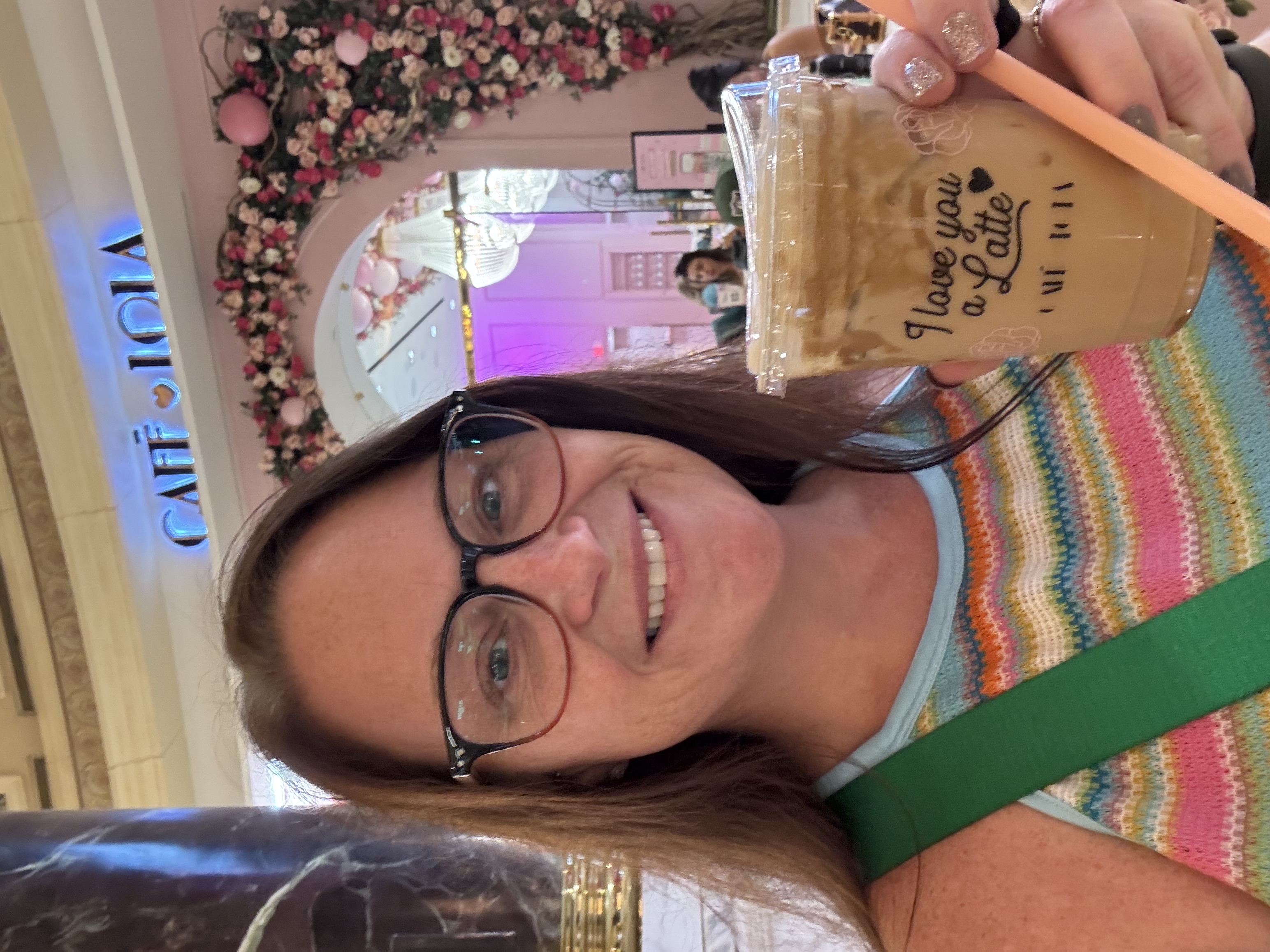 Fora Author - Heather Leonard