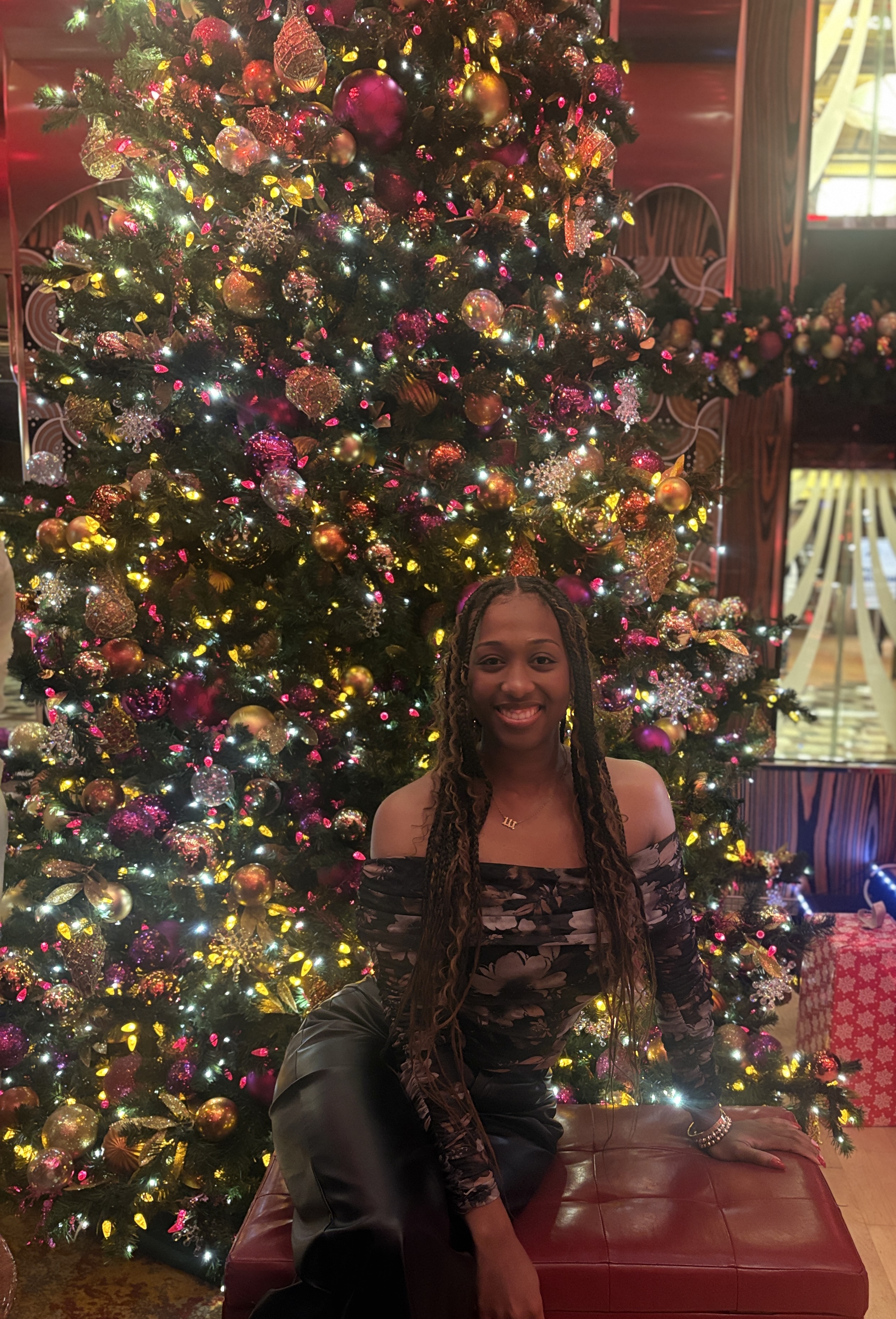 Fora Author - Jaida Rollins