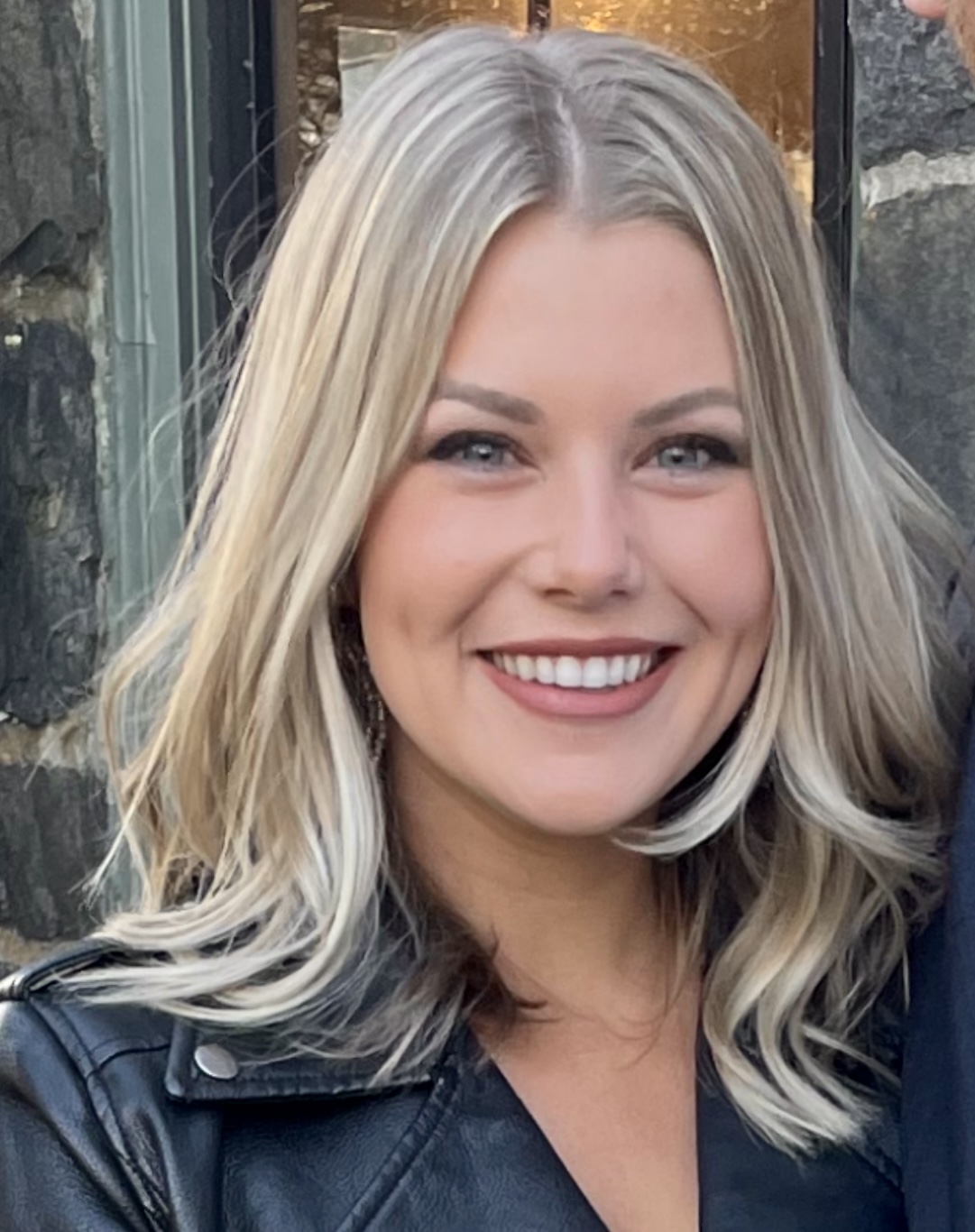 Fora Author - Cassidy Sewell