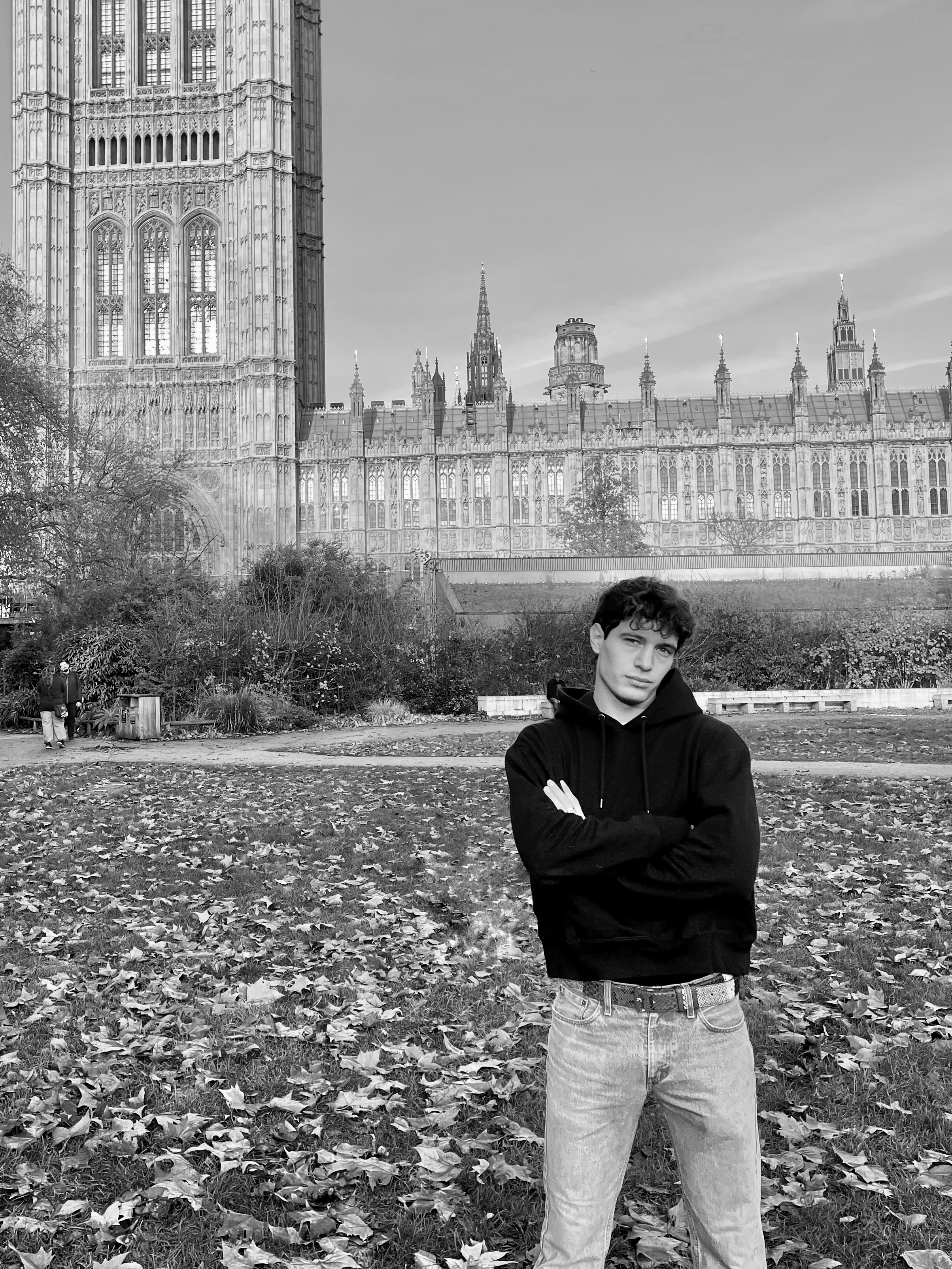 Fora Author - Angelo Moles