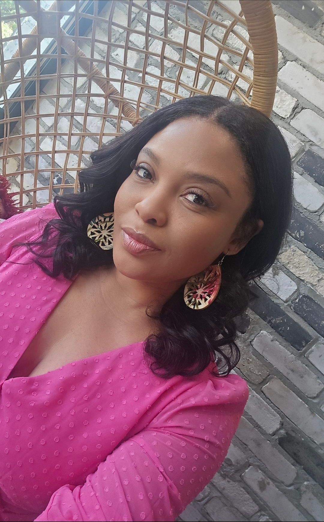 Advisor - Valencia Anthony