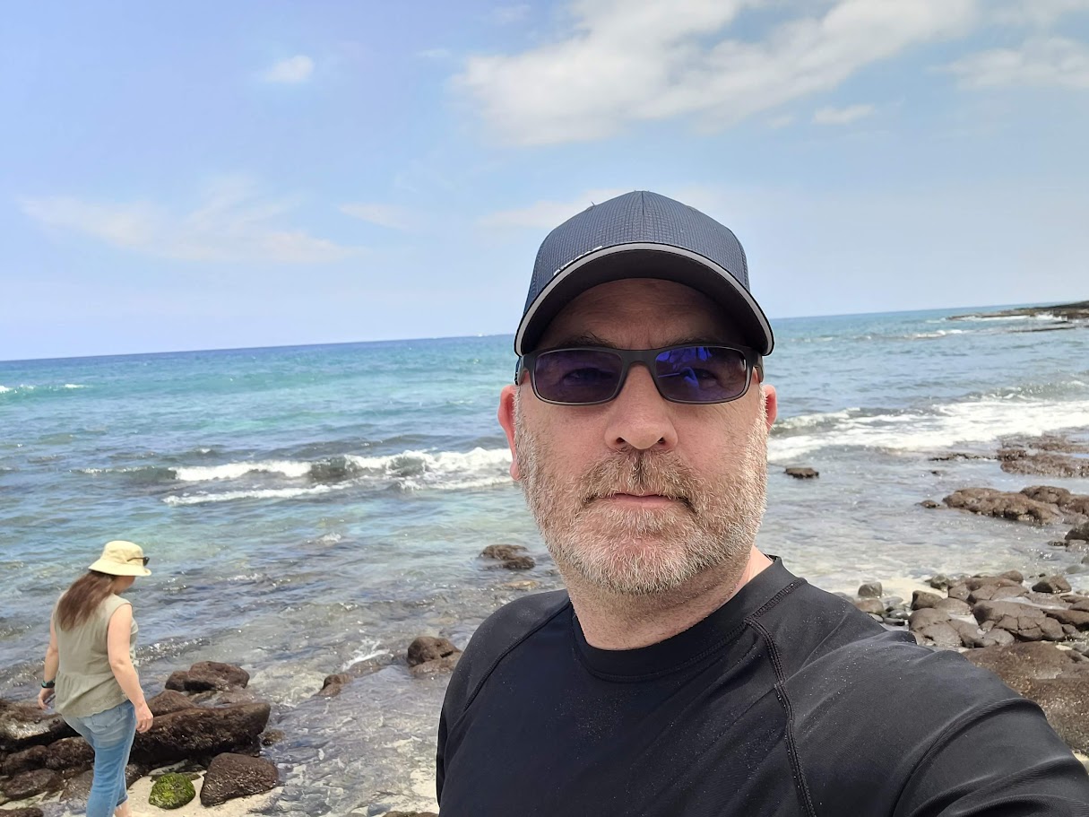 Fora Author - Paul Raffa