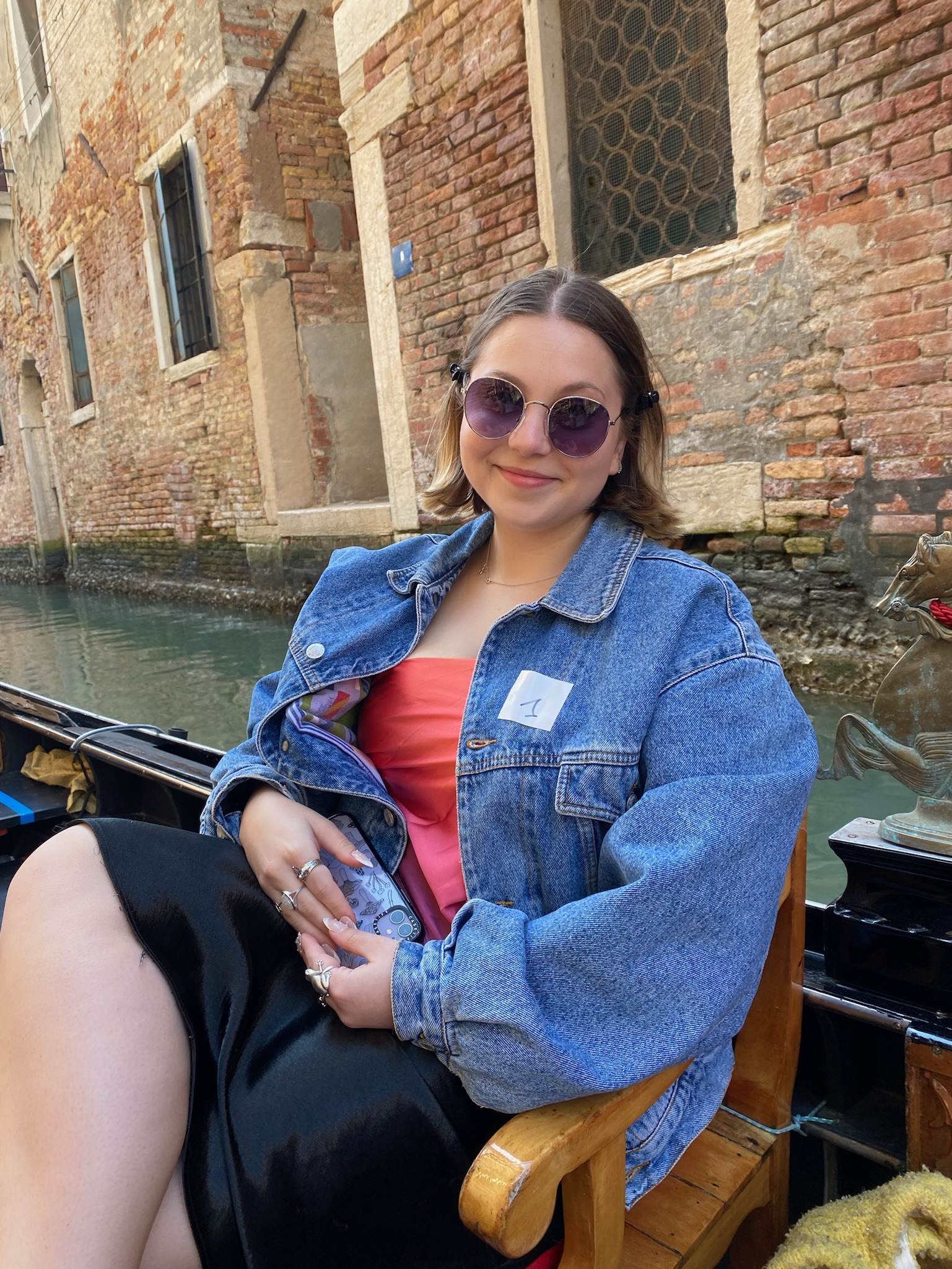 Fora Author - Emma Goldschmidt