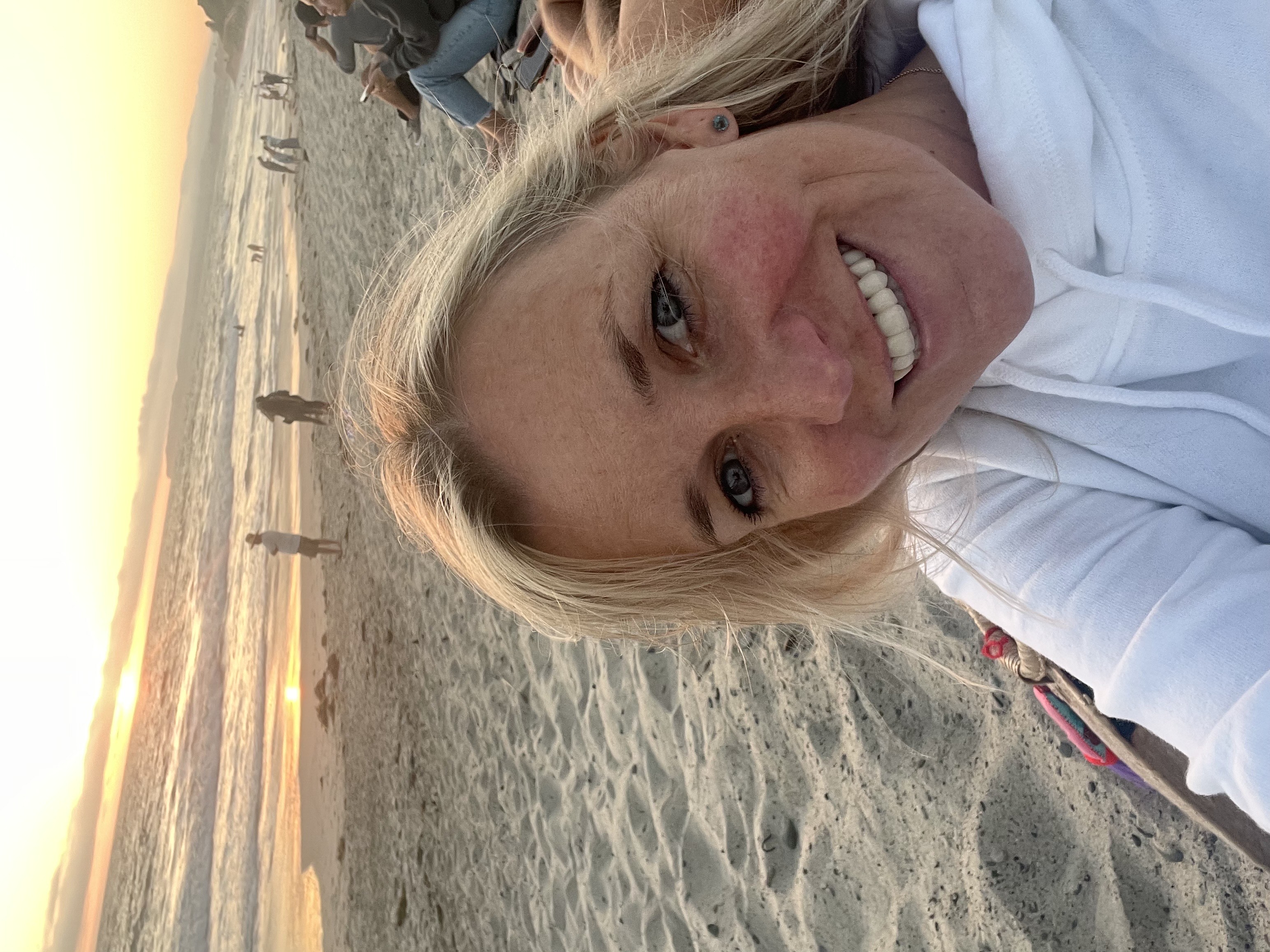 Fora Author - Anne Moore