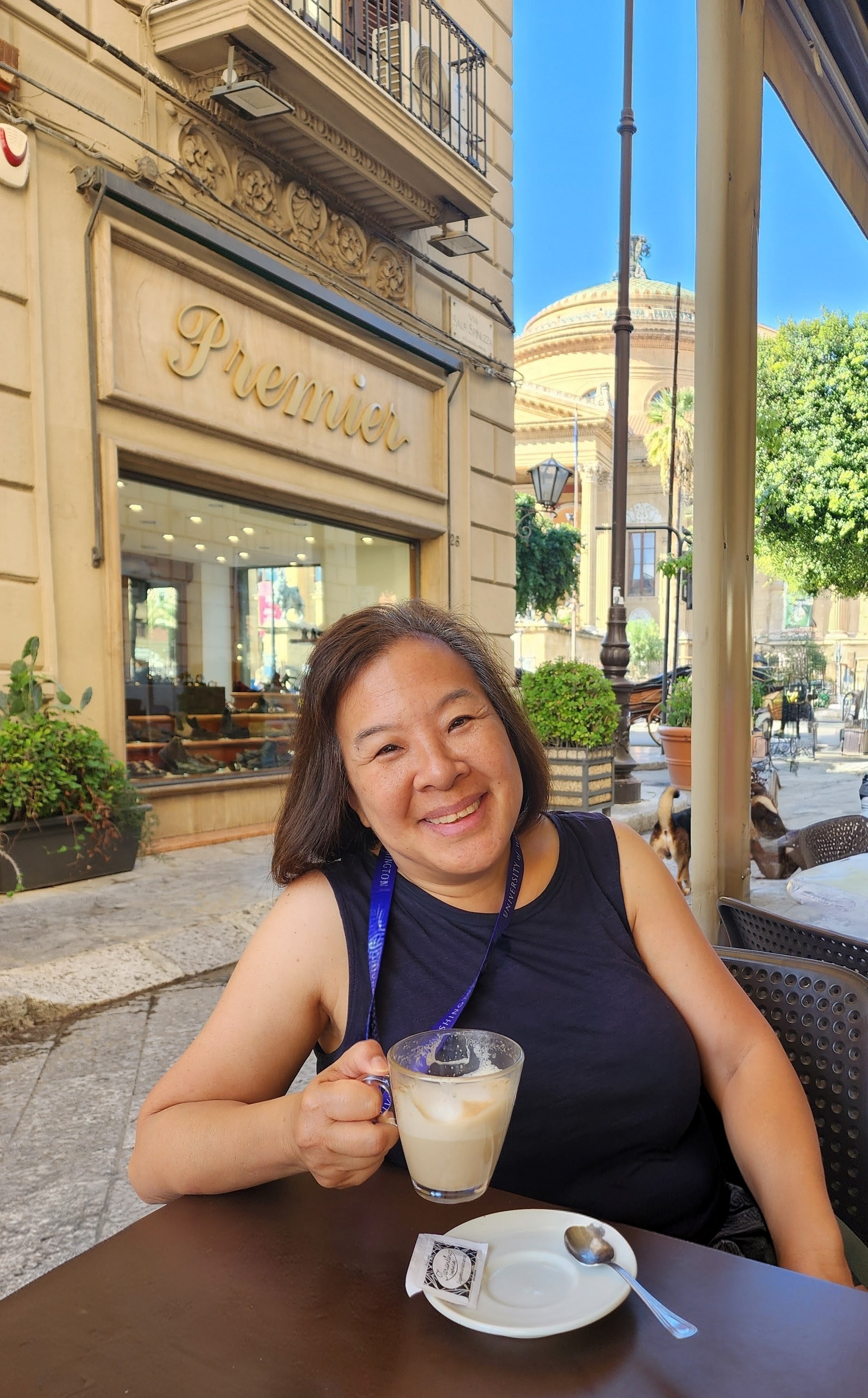 Fora Author - Deanna Woo