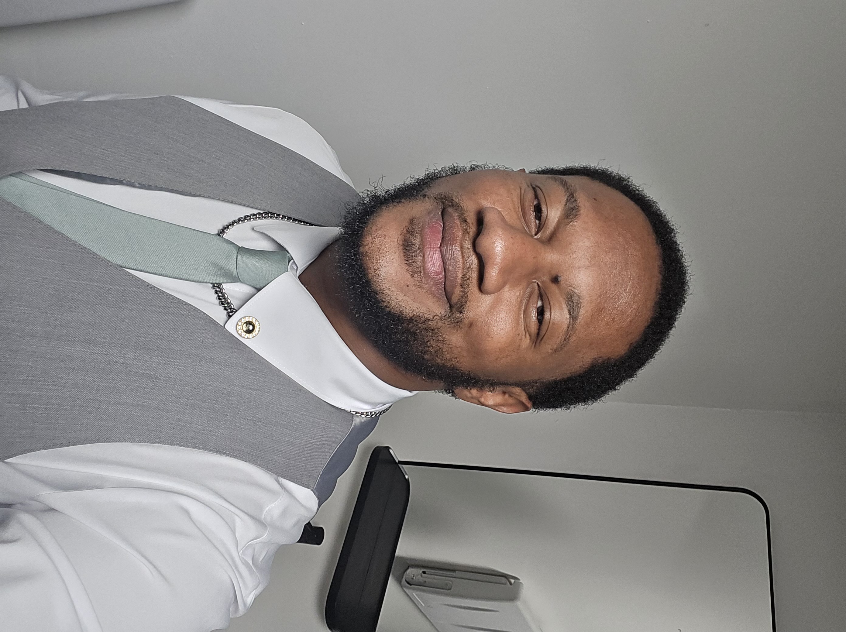 Fora Author - Davion Jefferson
