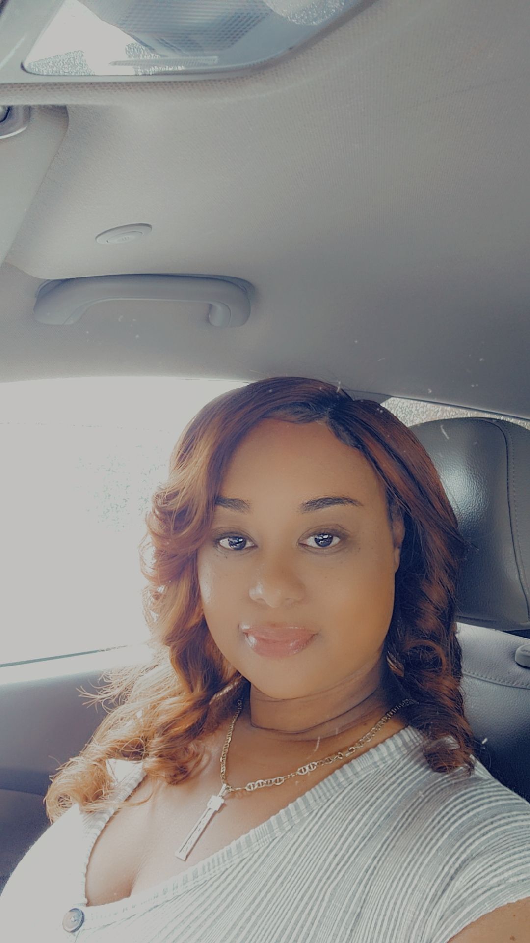 Fora Author - Sewella Goldin