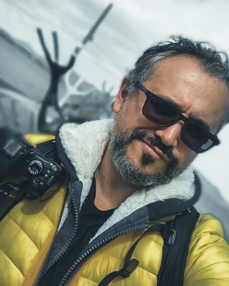 Fora Author - Fernando Palacios