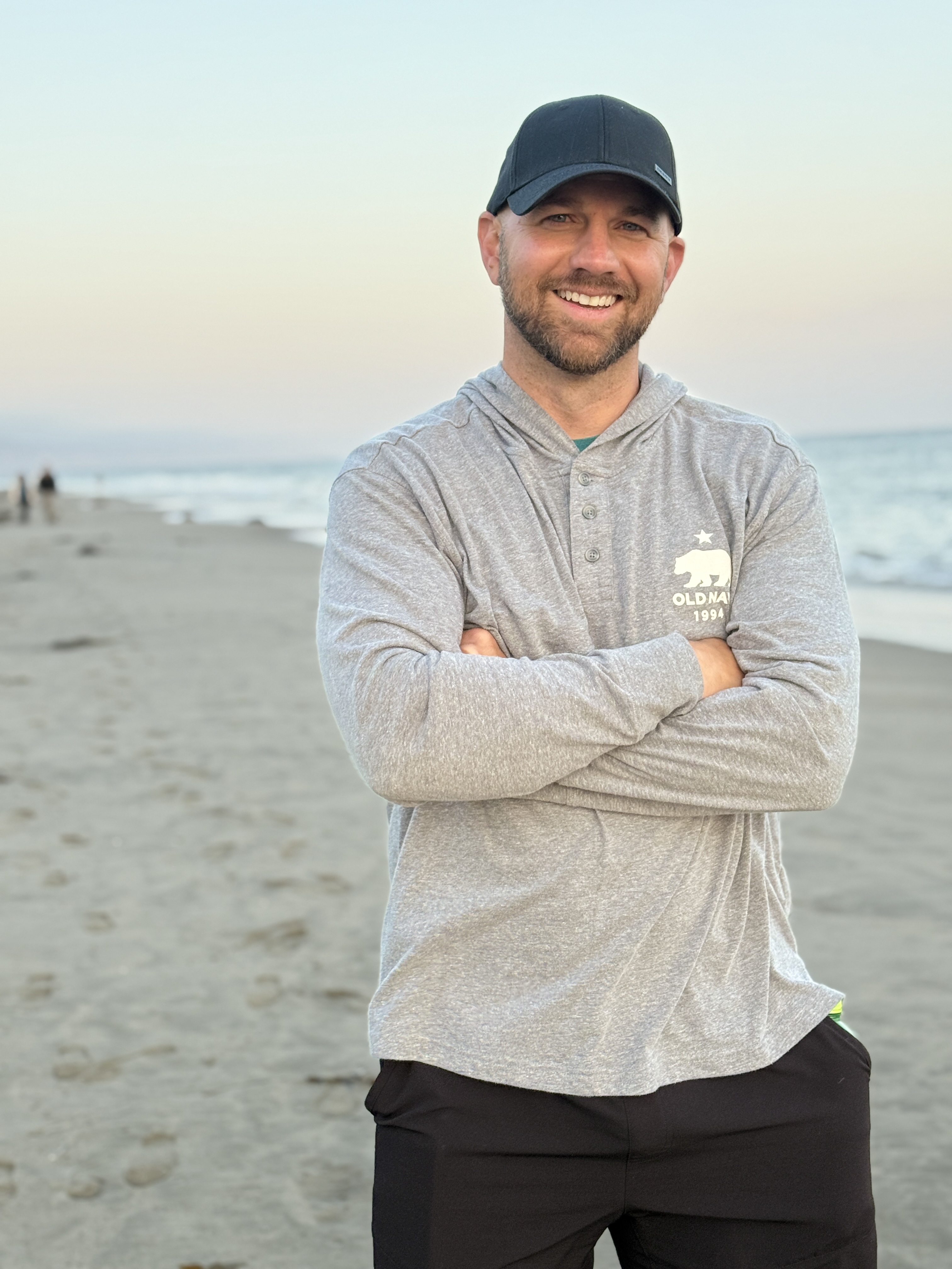 Fora Author - Clint Kelson