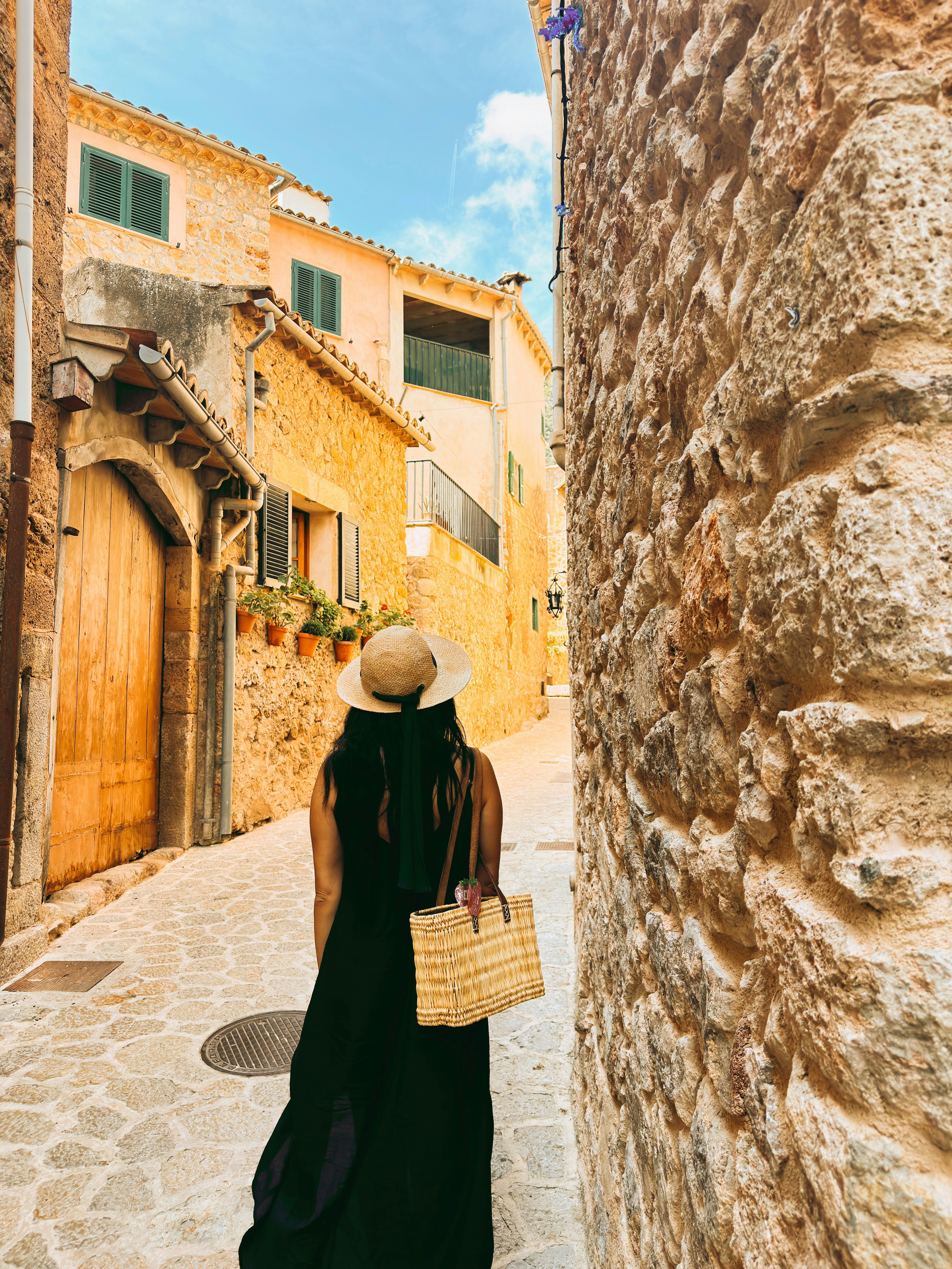 Advisor - Kelli Shelton