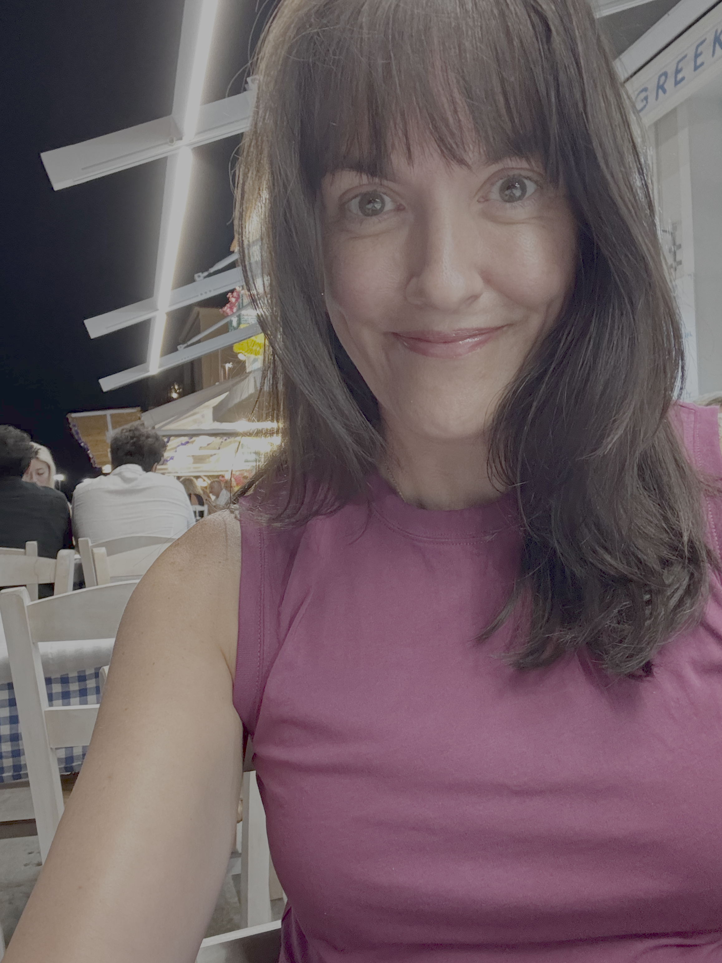 Fora Author - Kelly Alexis