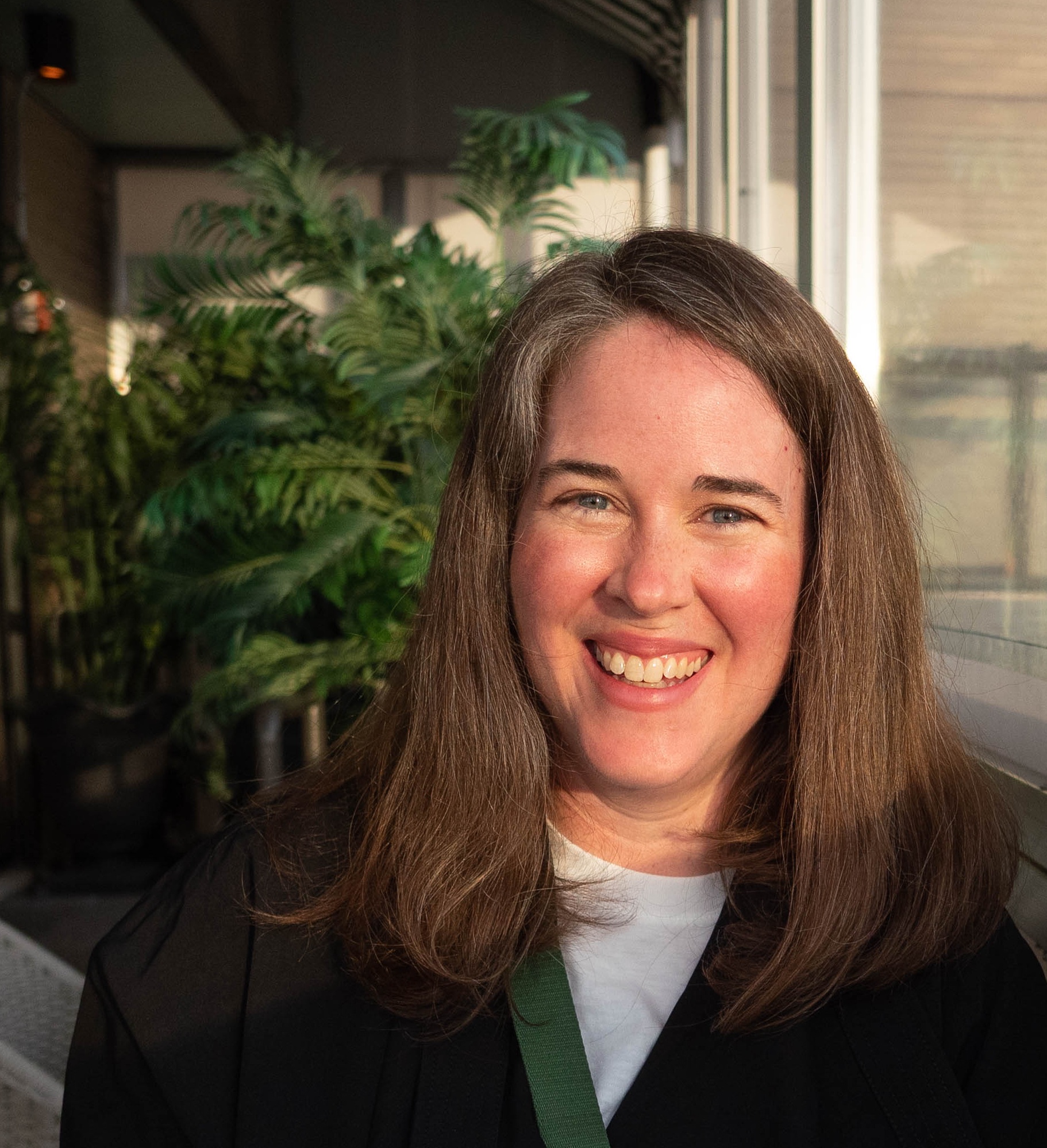 Fora Author - Sarah De Decker