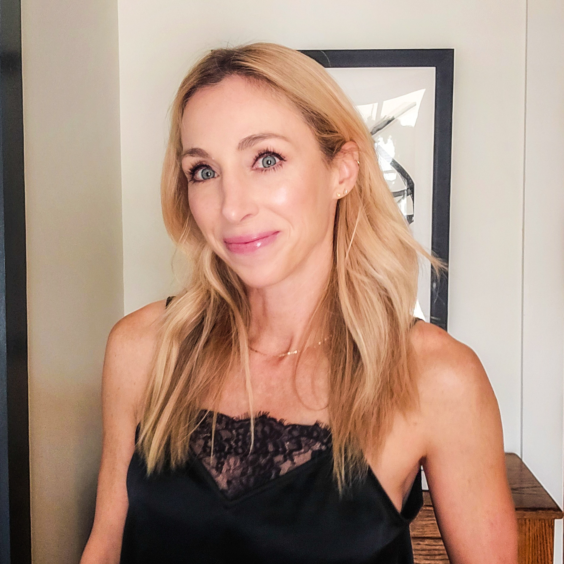 Fora Author - Lindsay Powell