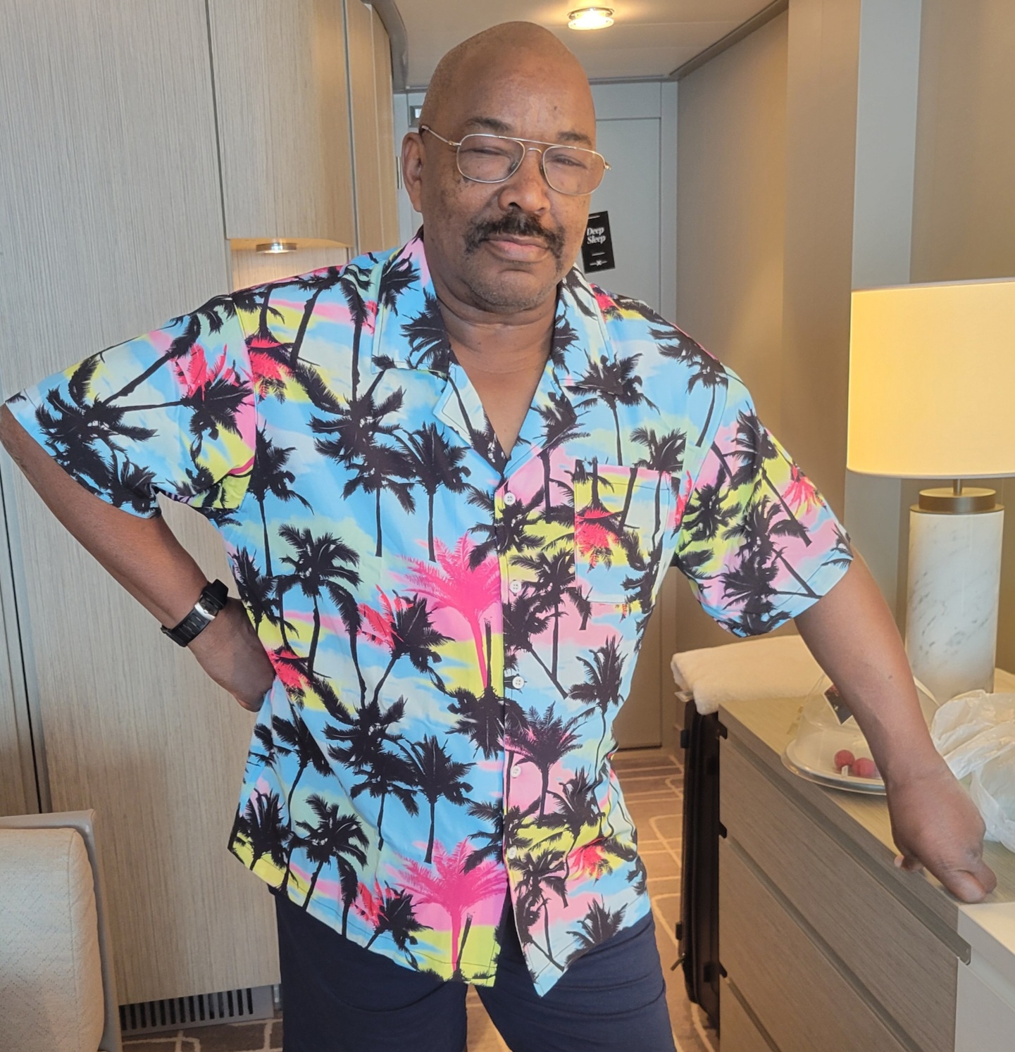 Fora Author - Russell Darden