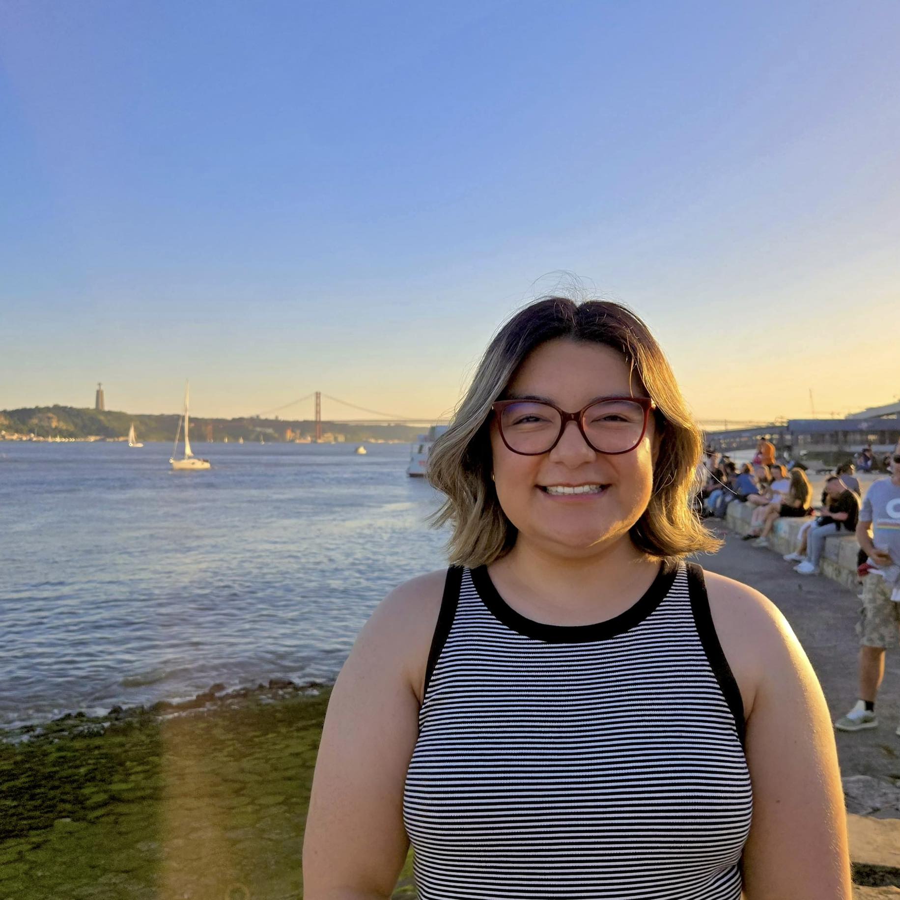Fora Author - Vianey Rosas