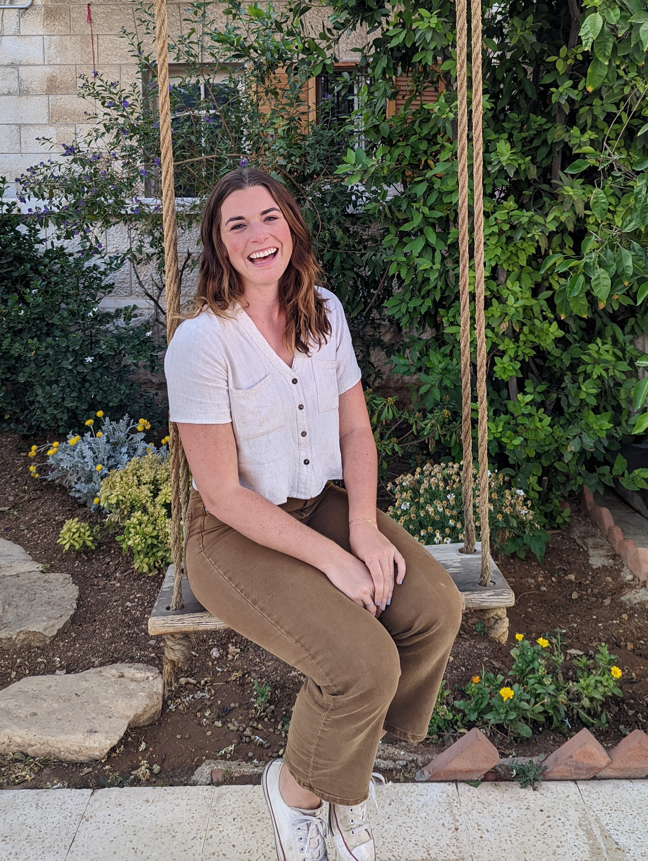 Advisor - Nicole Abbott