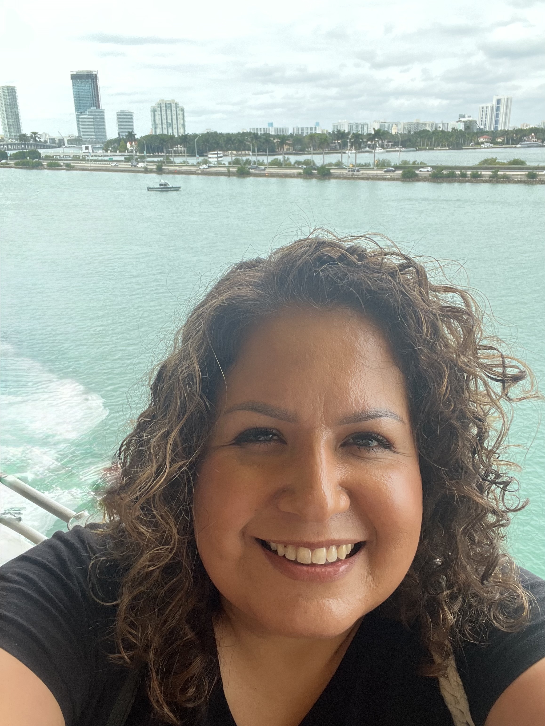 Fora Author - Sandra Zaragoza
