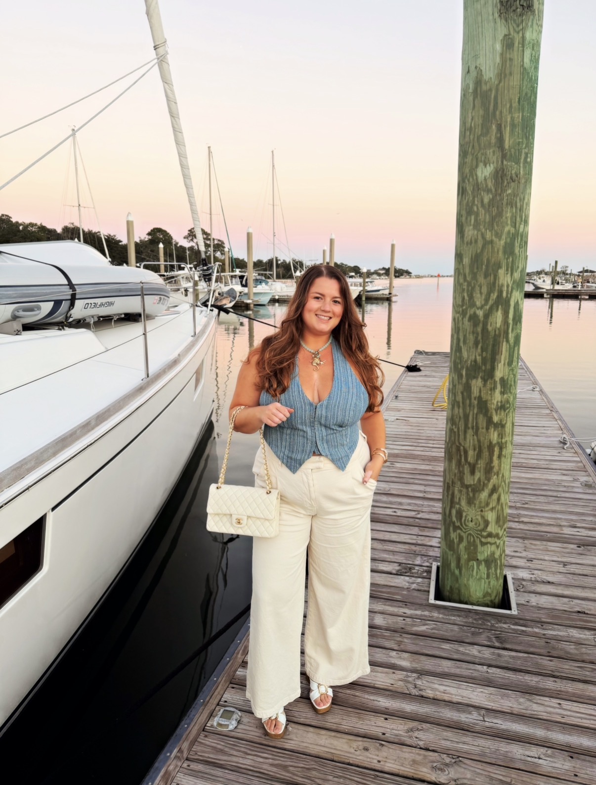 Fora Author - Meredith Drew