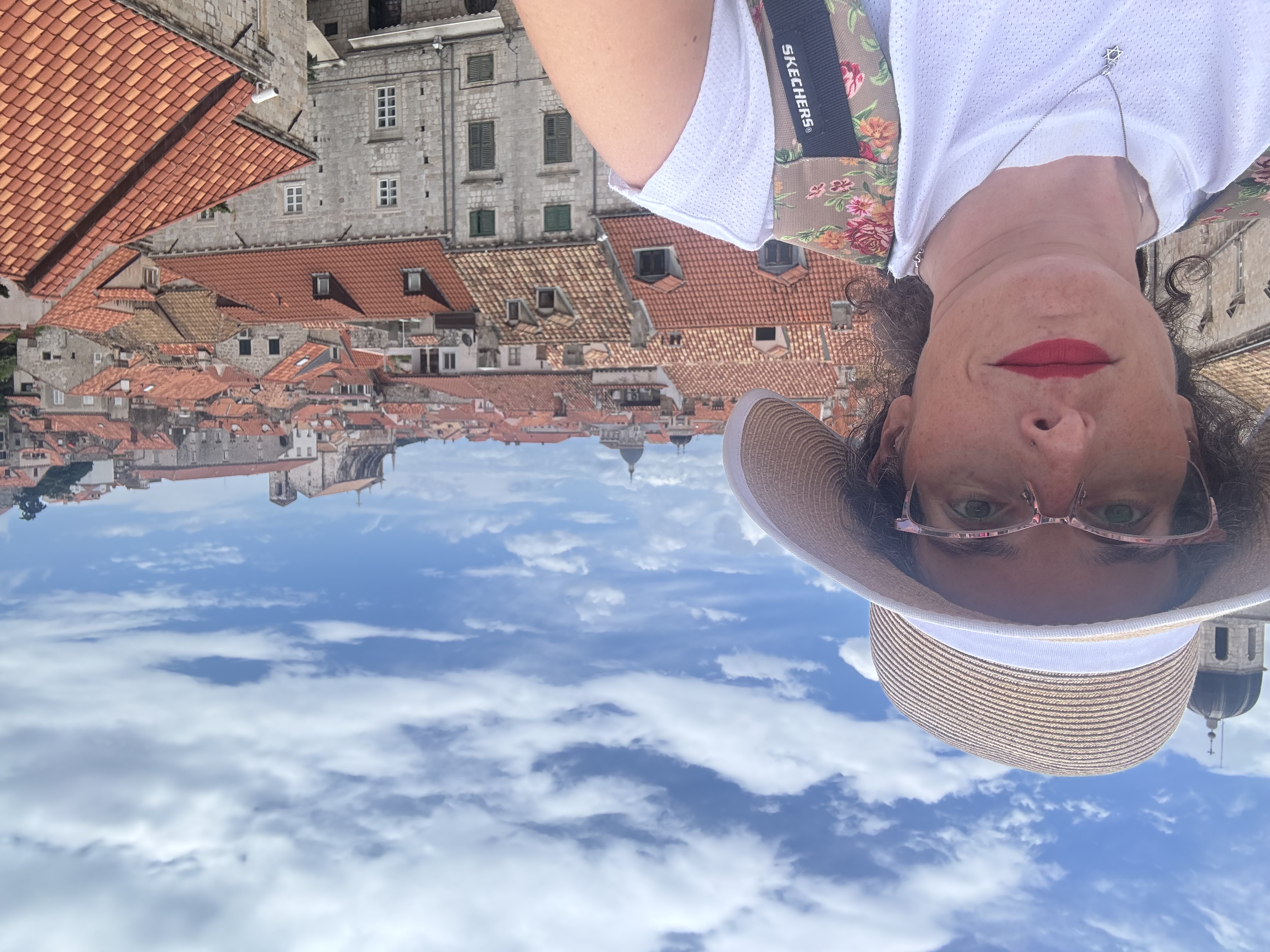 Advisor - Elizabeth Ganak