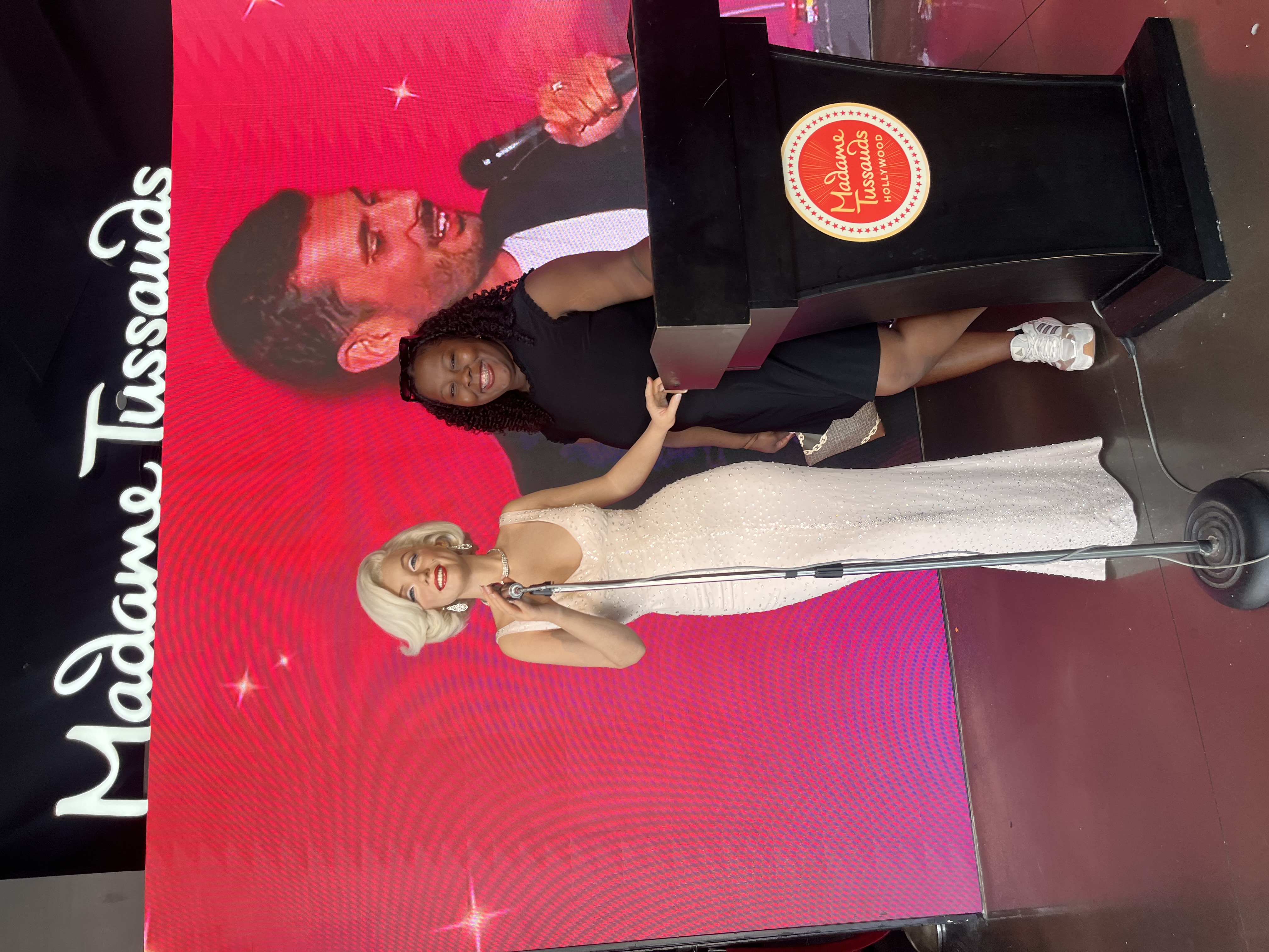 Advisor - Unique Hayes