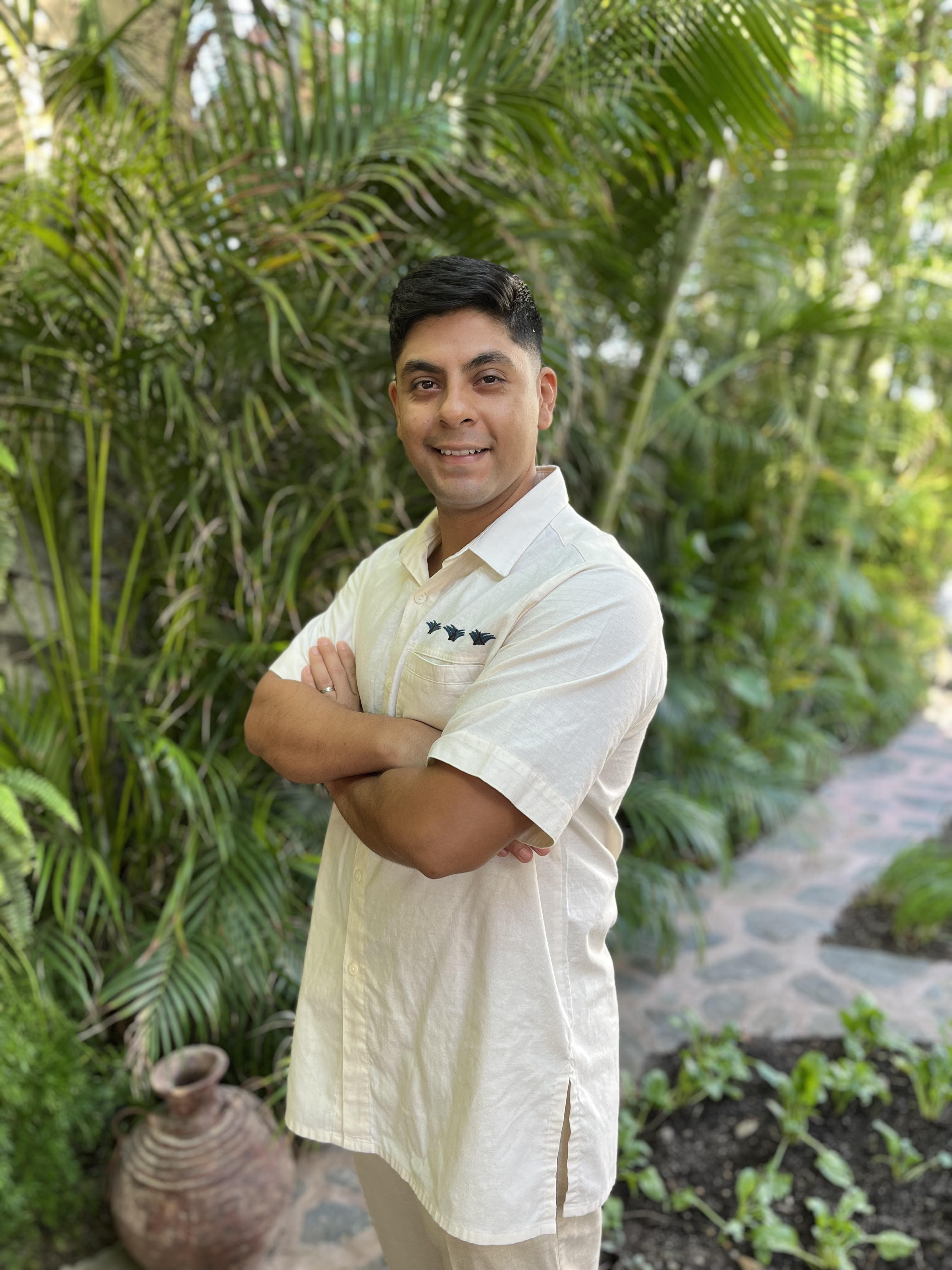 Fora Author - Abel Ortega