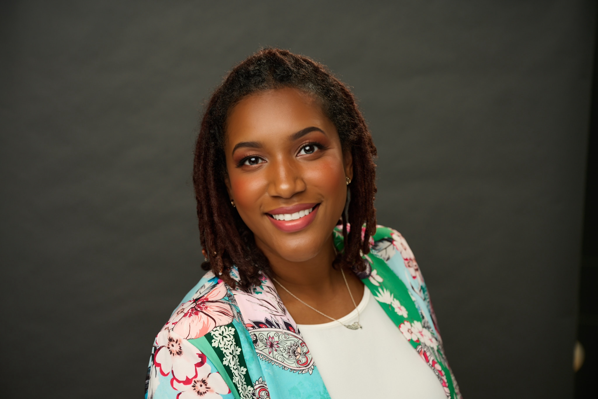 Fora Author - Khara Bolton