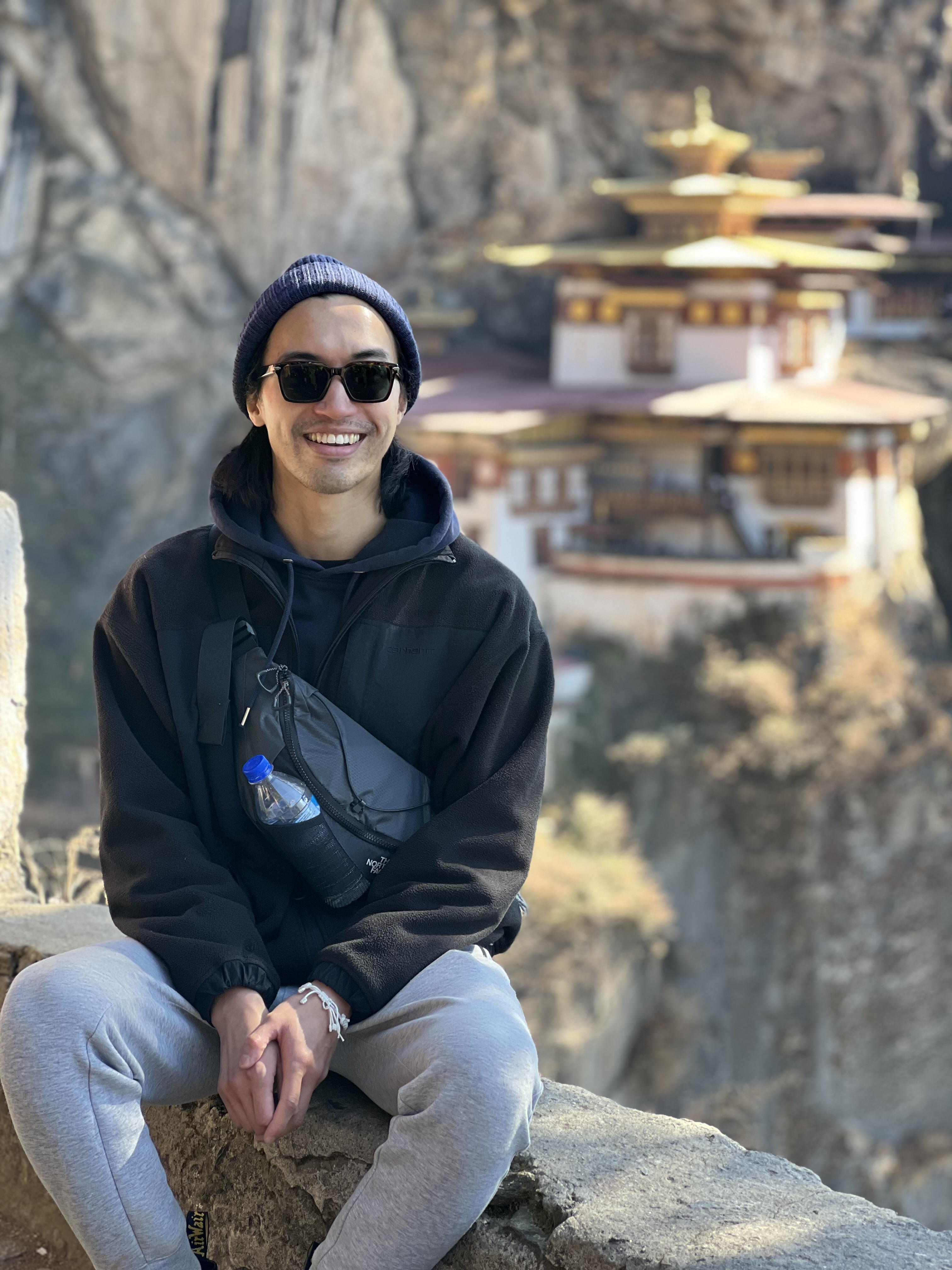 Fora Author - Leon Lam