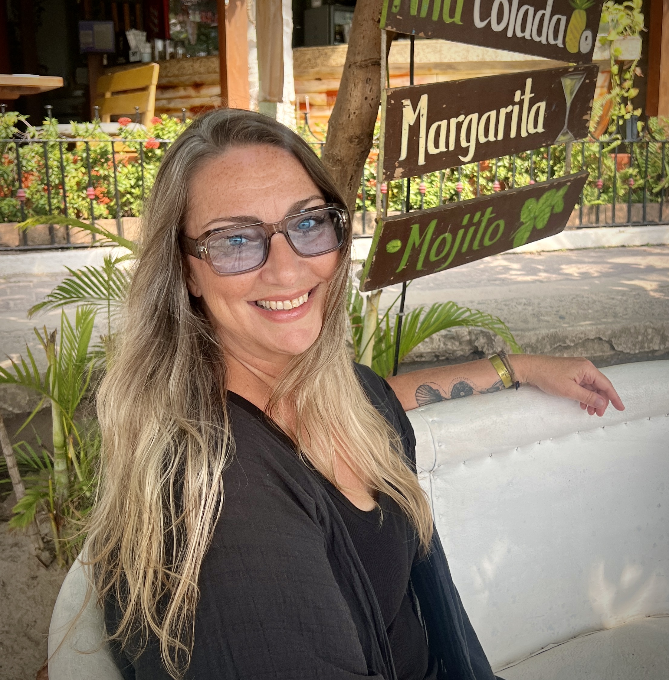 Fora Author - Sandra Roussy