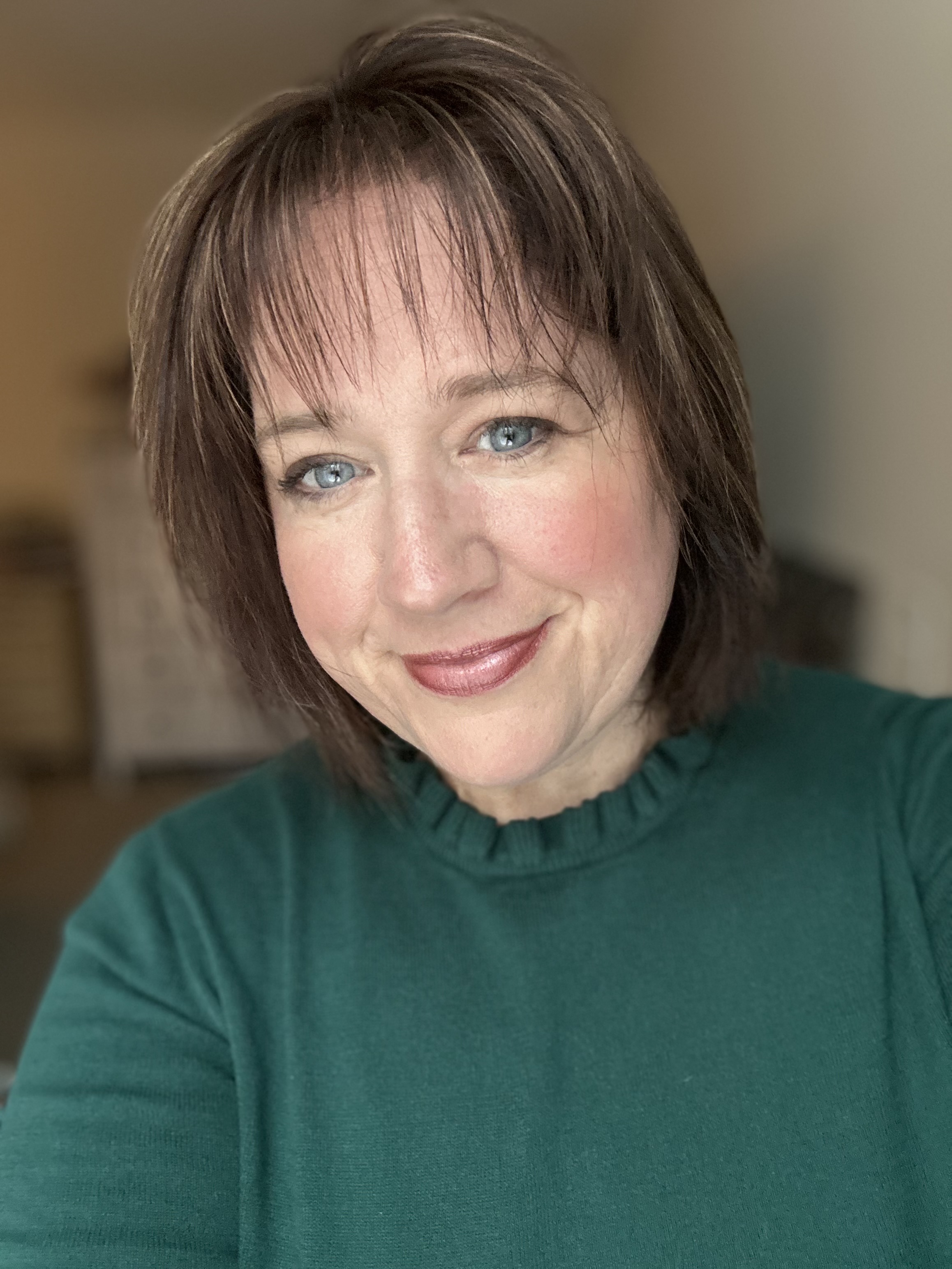 Fora Author - Elizabeth Saldarriaga