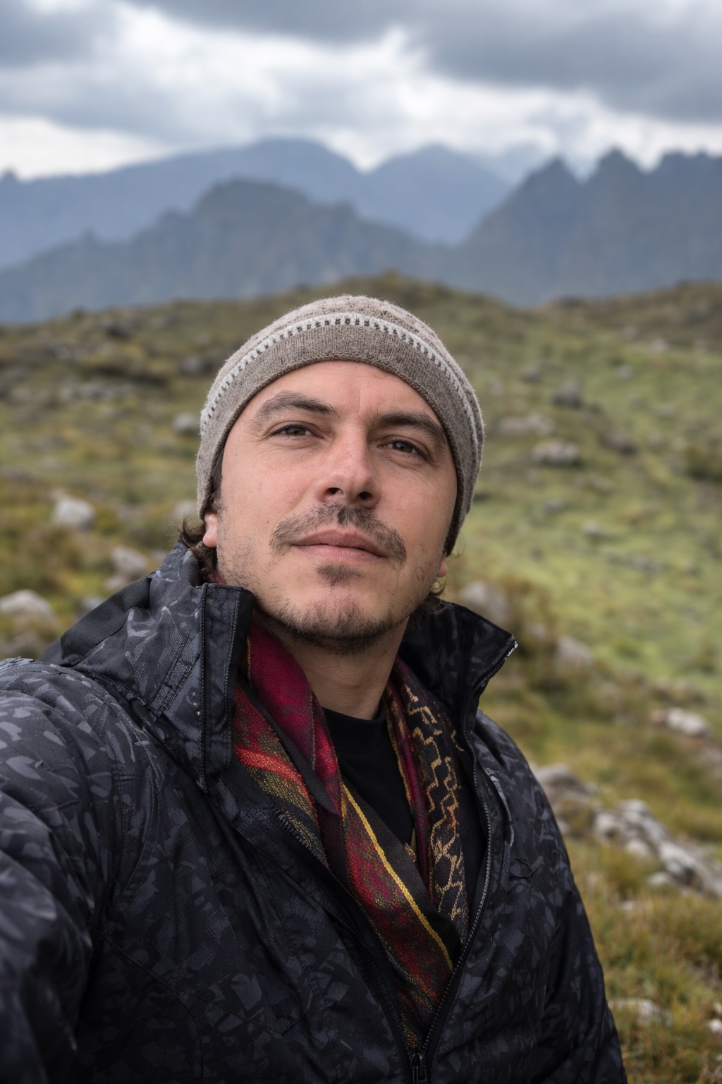 Fora Author - Ivan Sawyer