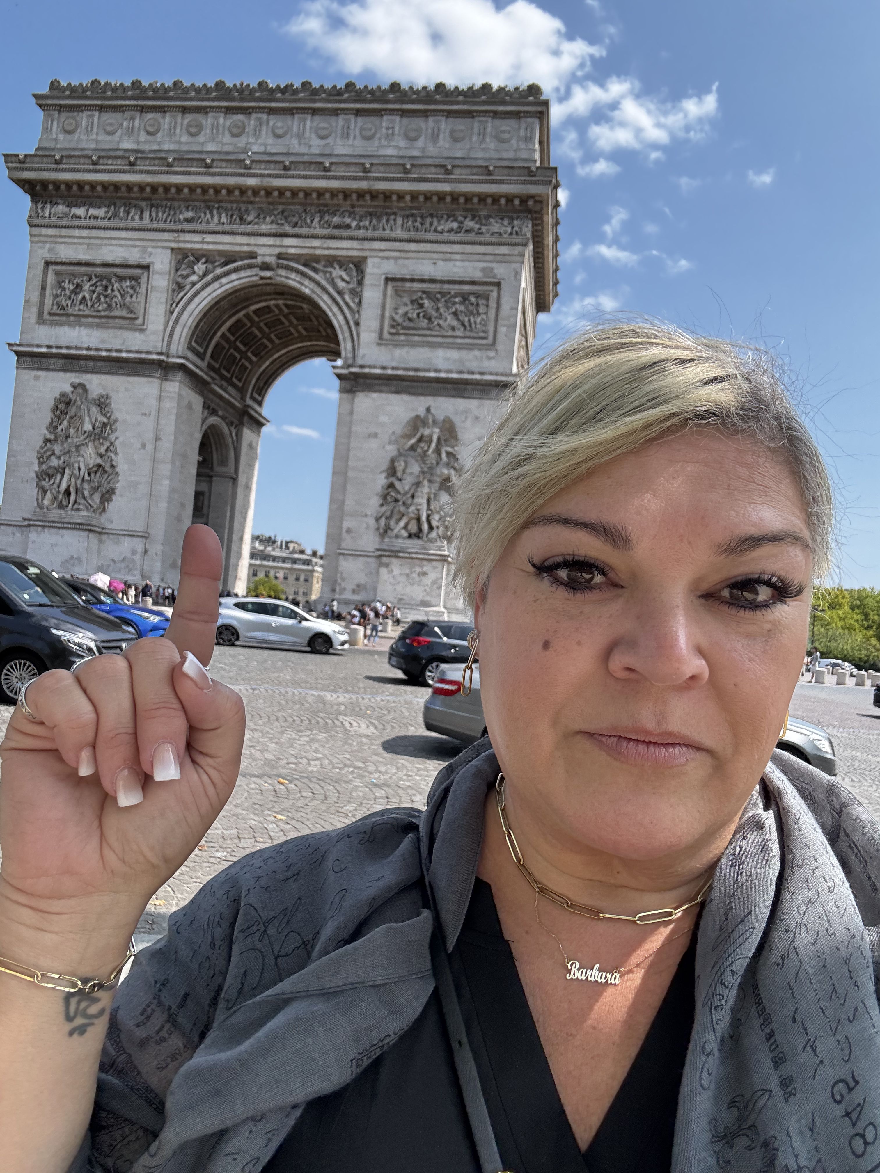 Fora Author - Barbara Corzo