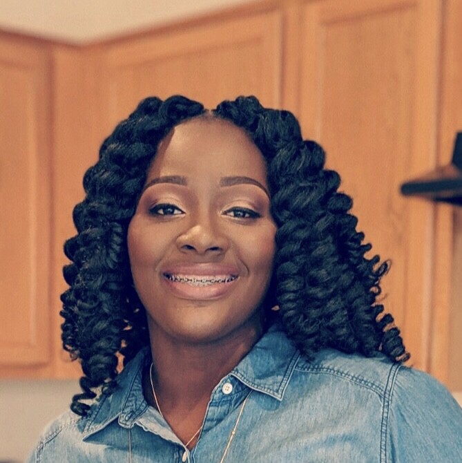 Fora Author - Shamia Diggs