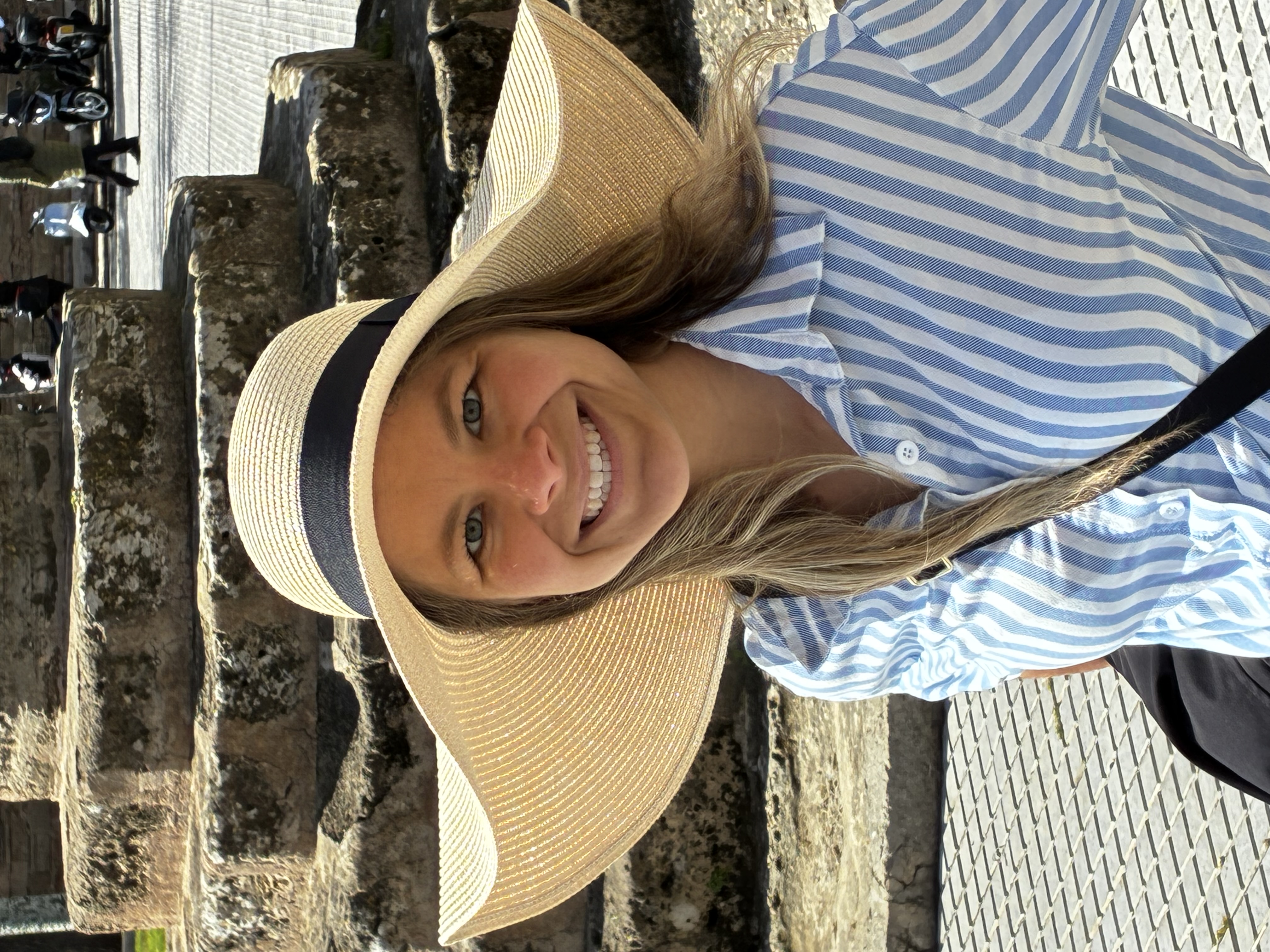 Fora Author - Hannah Battig