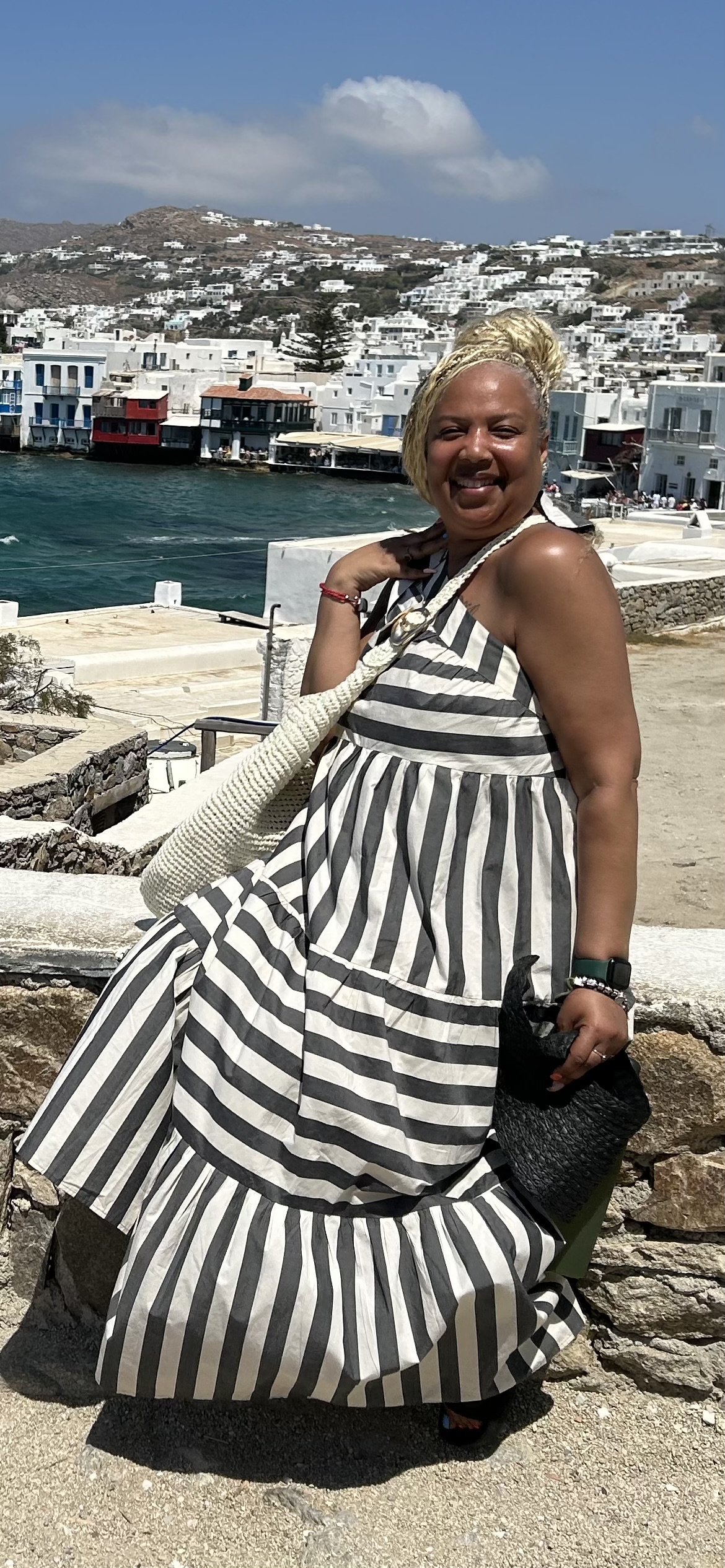 Fora Author - Jalaunda Johnson
