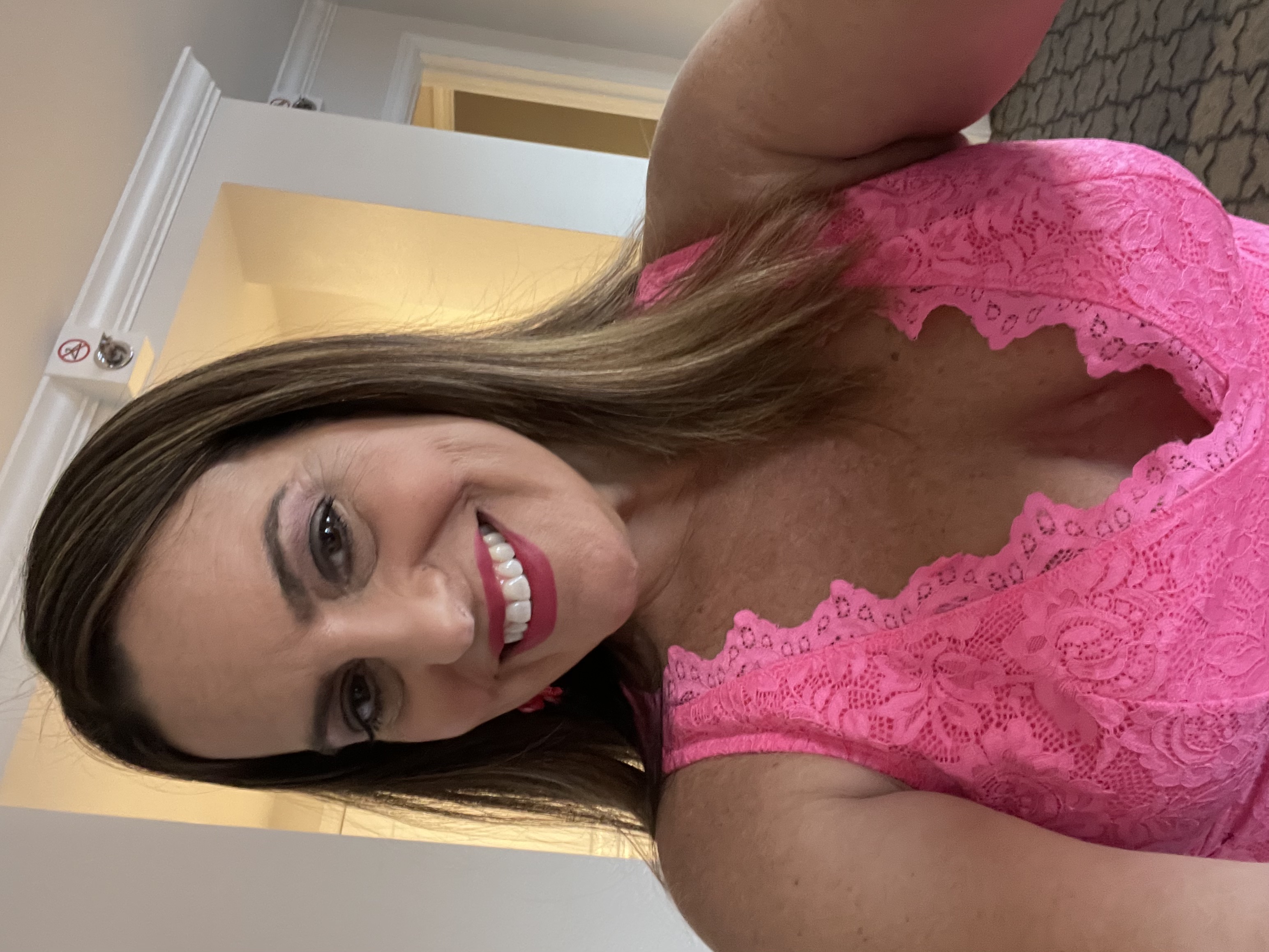 Fora Author - Amy Cosentino