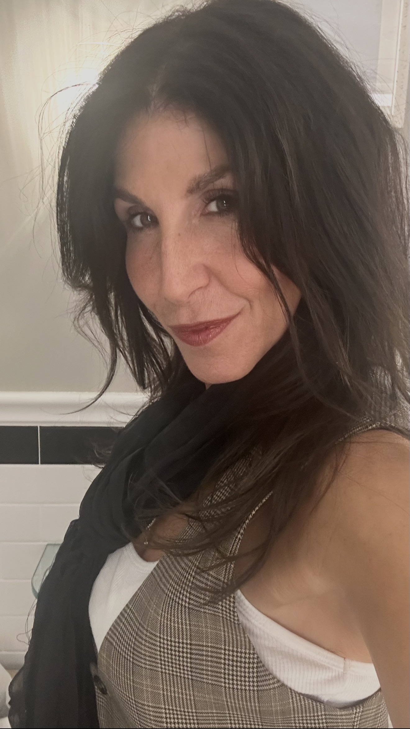 Fora Author - Melissa Weshler Oratz