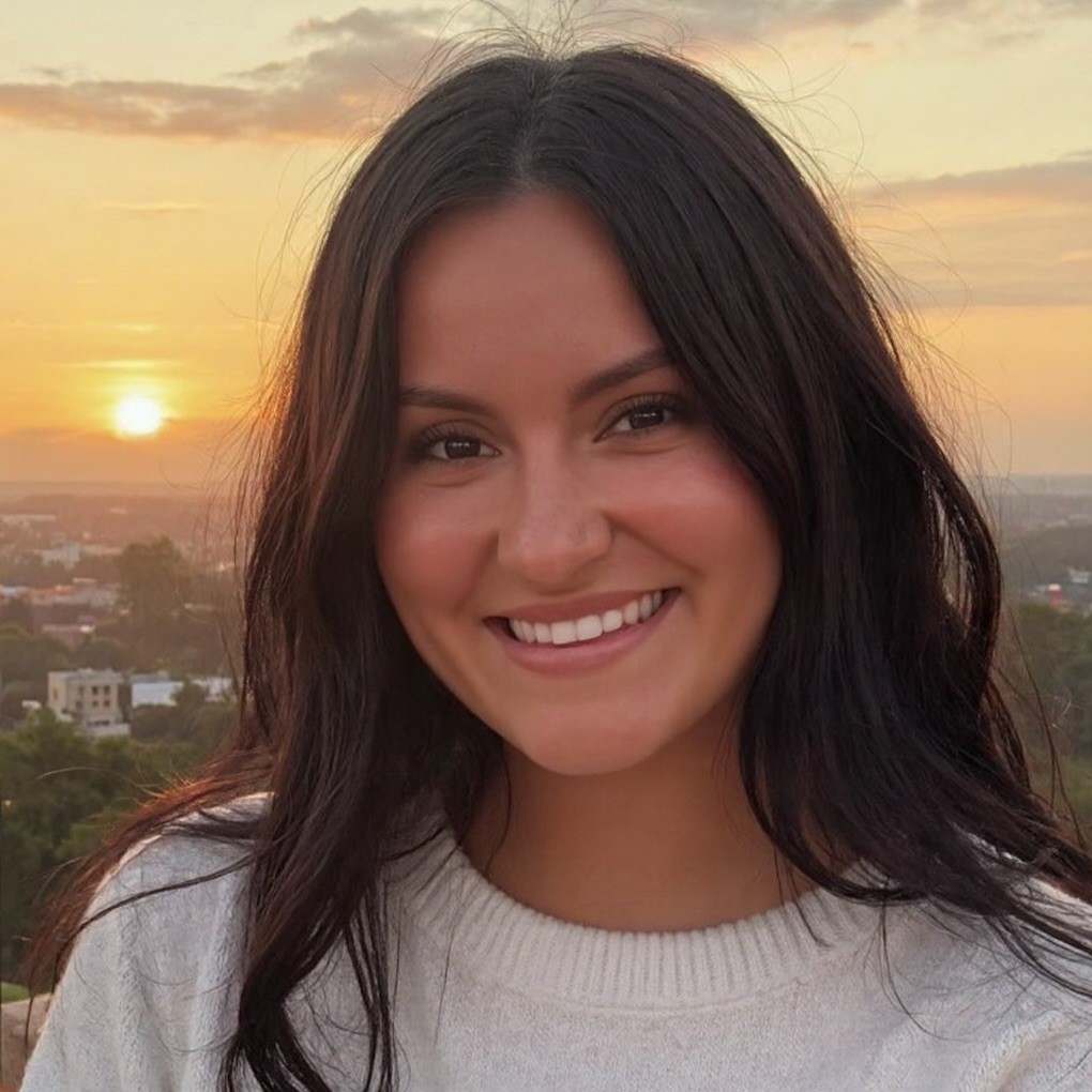 Fora Author - Megan Logan