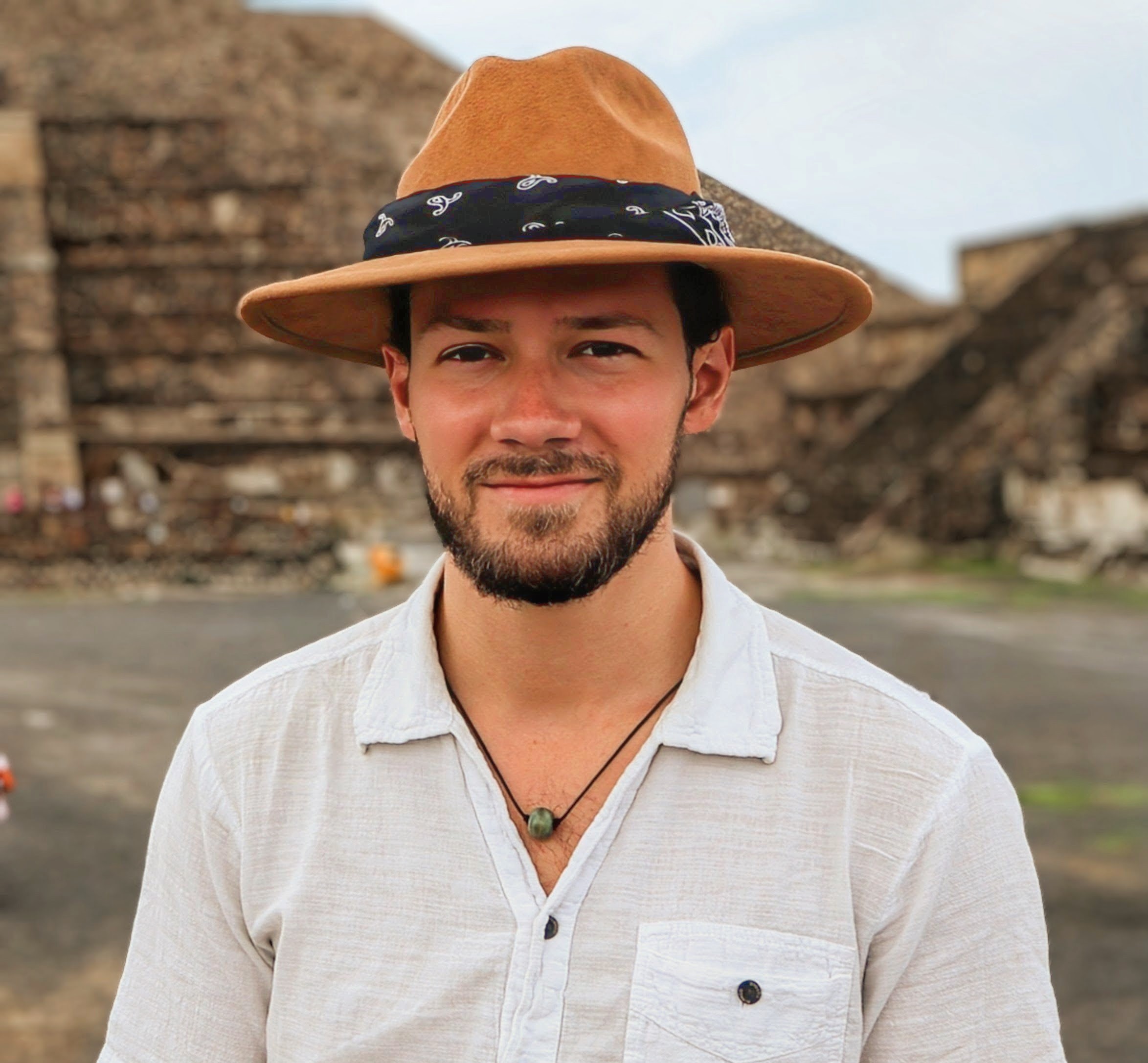 Fora Author - Travis Holsclaw