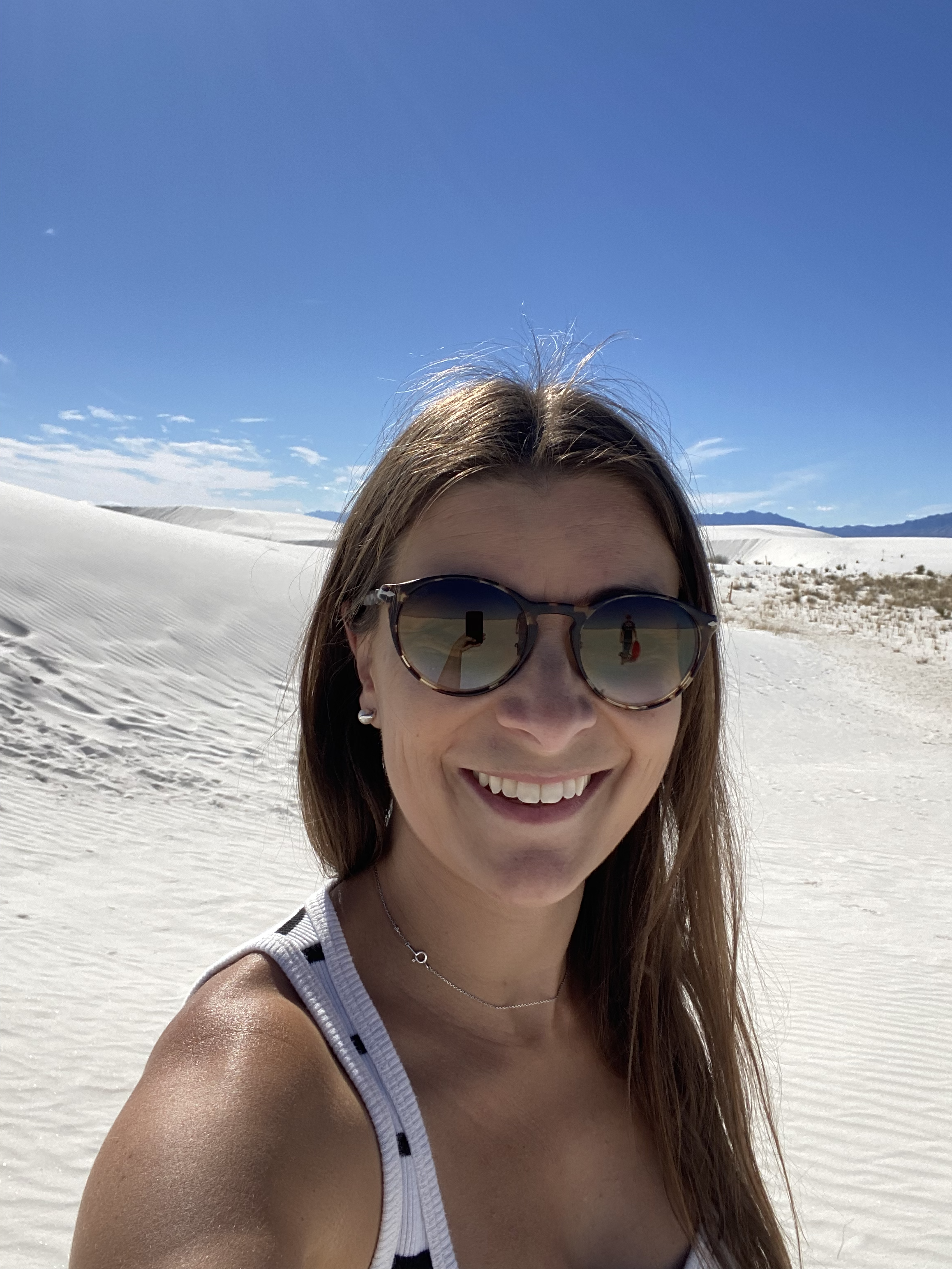 Fora Author - Ashley Aragona