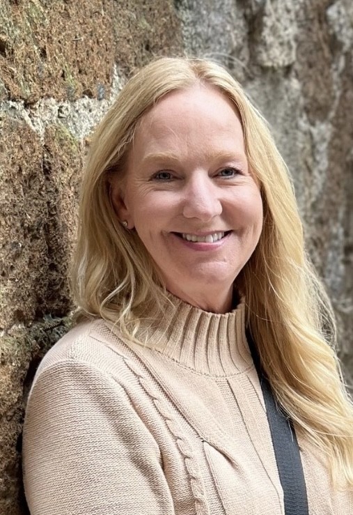 Fora Author - Michelle Whitford