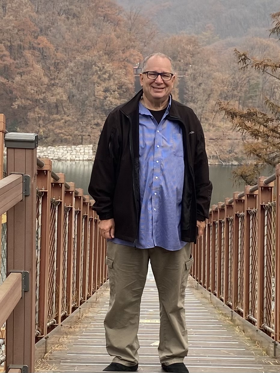 Fora Author - Michael Gold