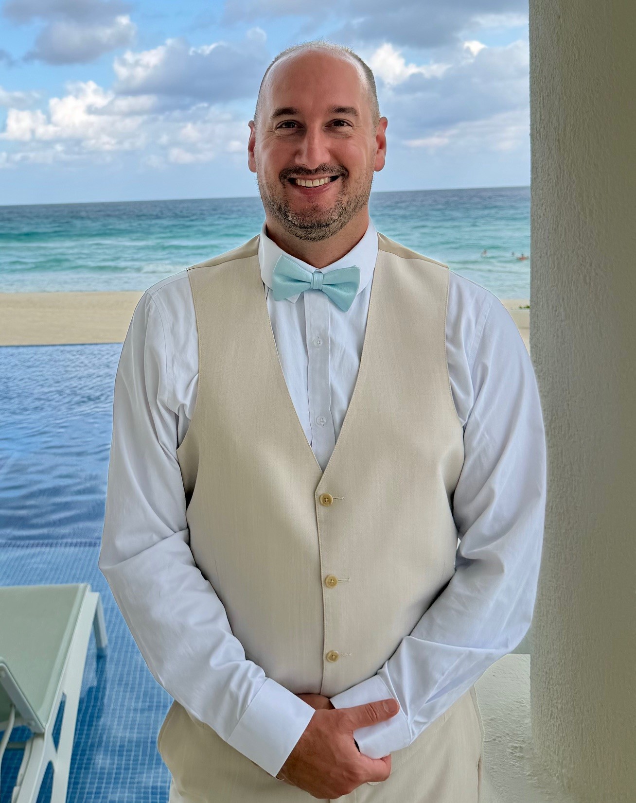 Fora Author - Alan Barnes