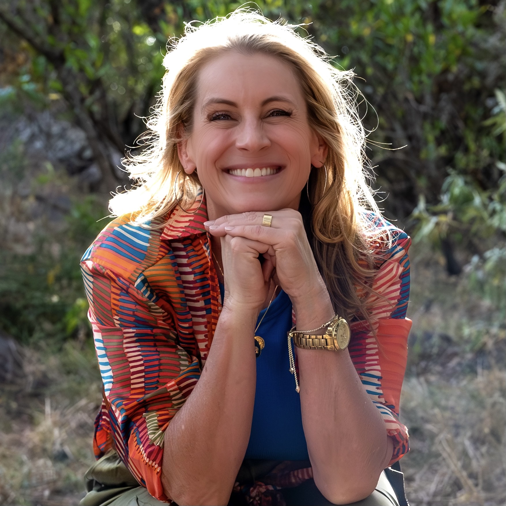 Fora Author - Tracey Davis