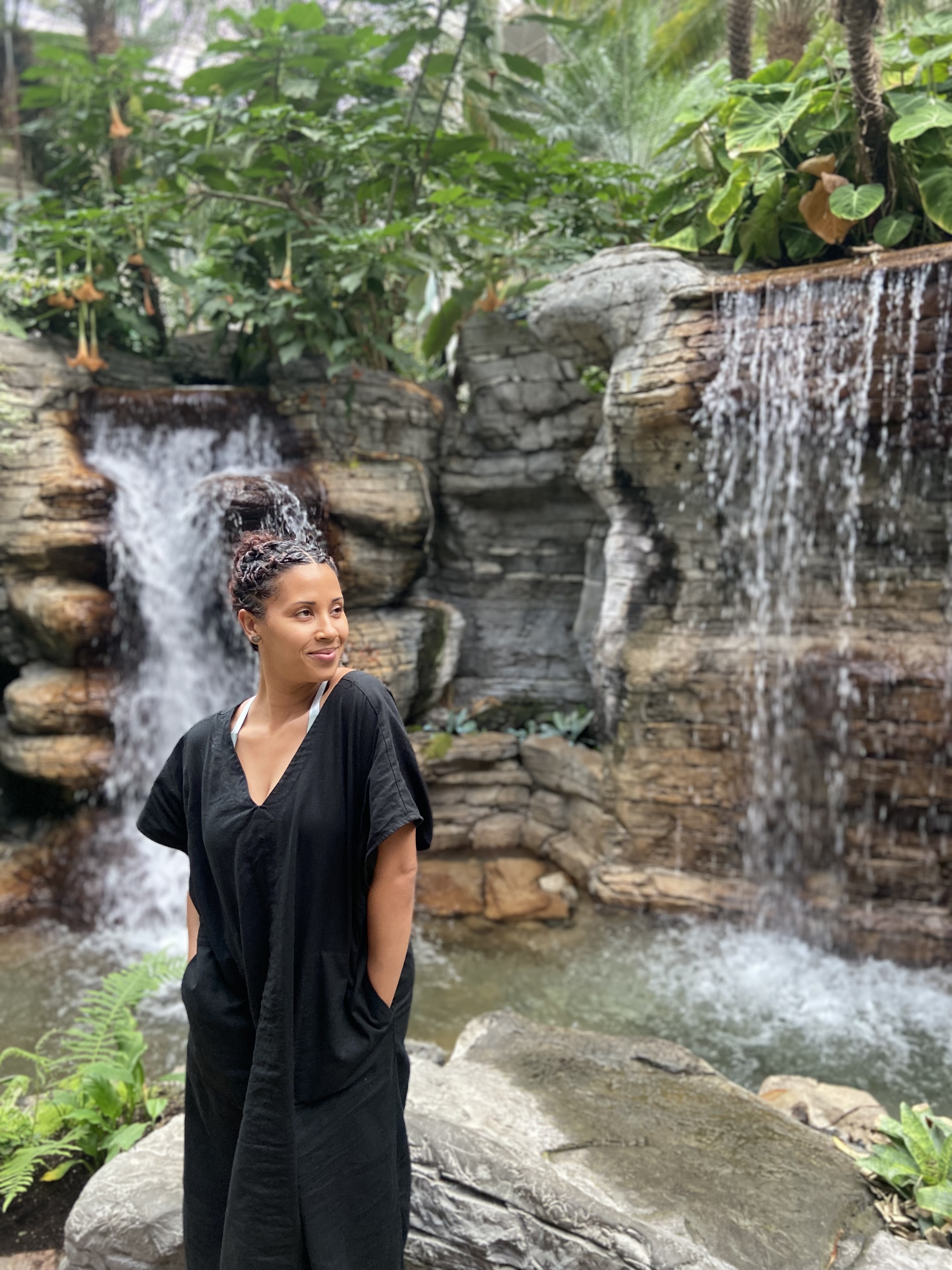 Fora Author - Shera Lee