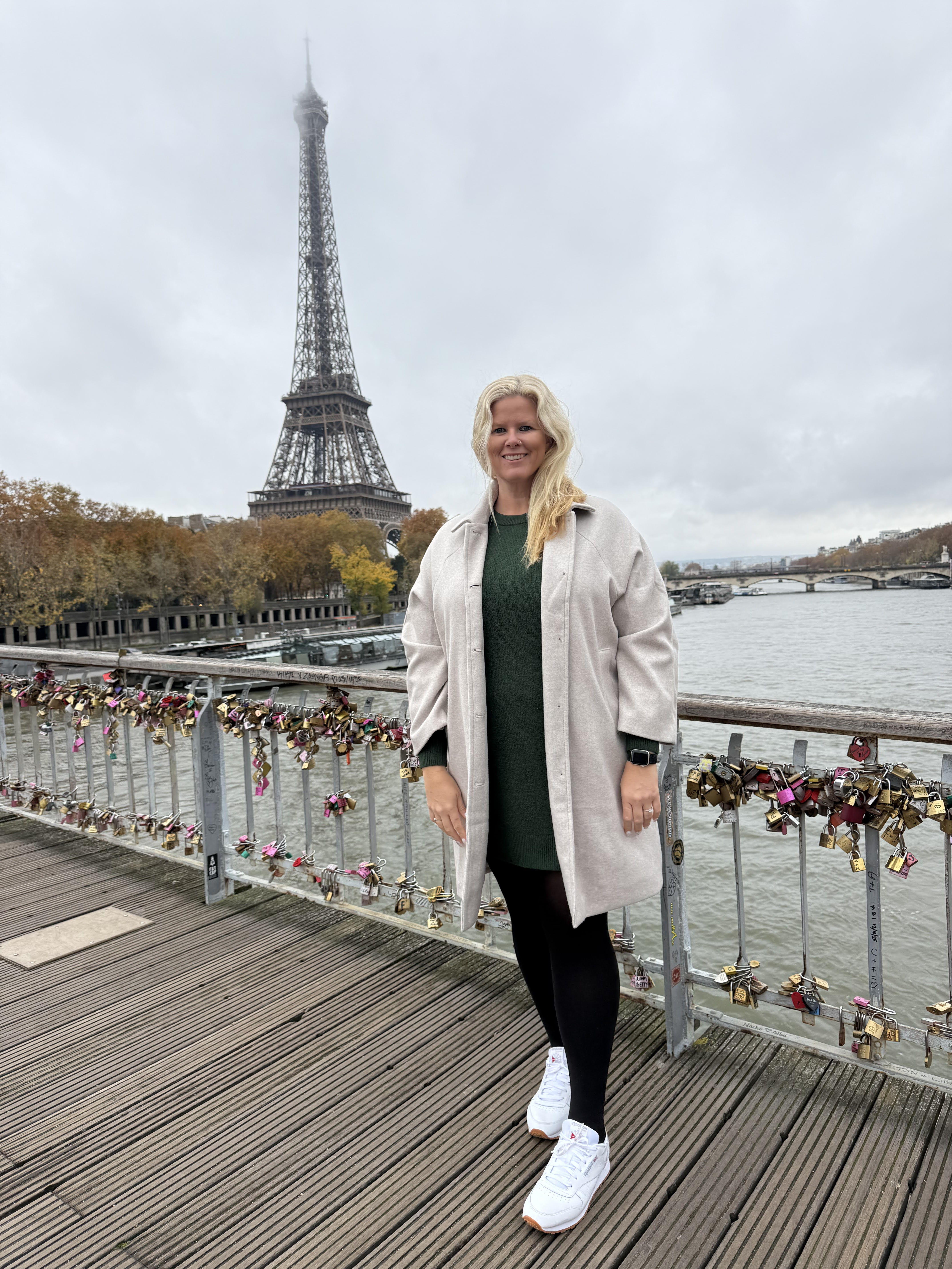 Fora Author - Kimberly Burd