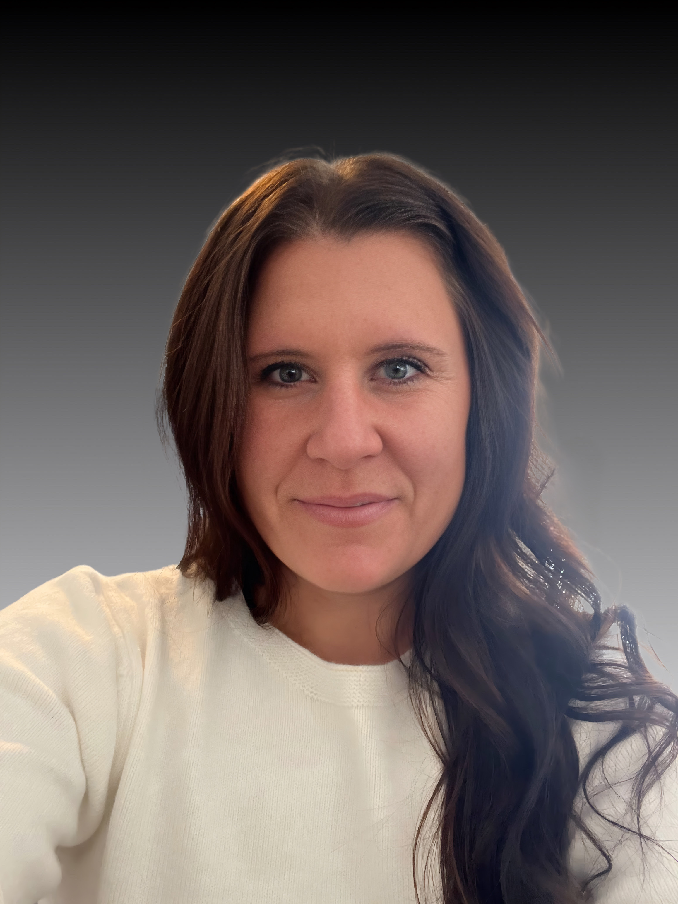 Fora Author - Holly Heldt