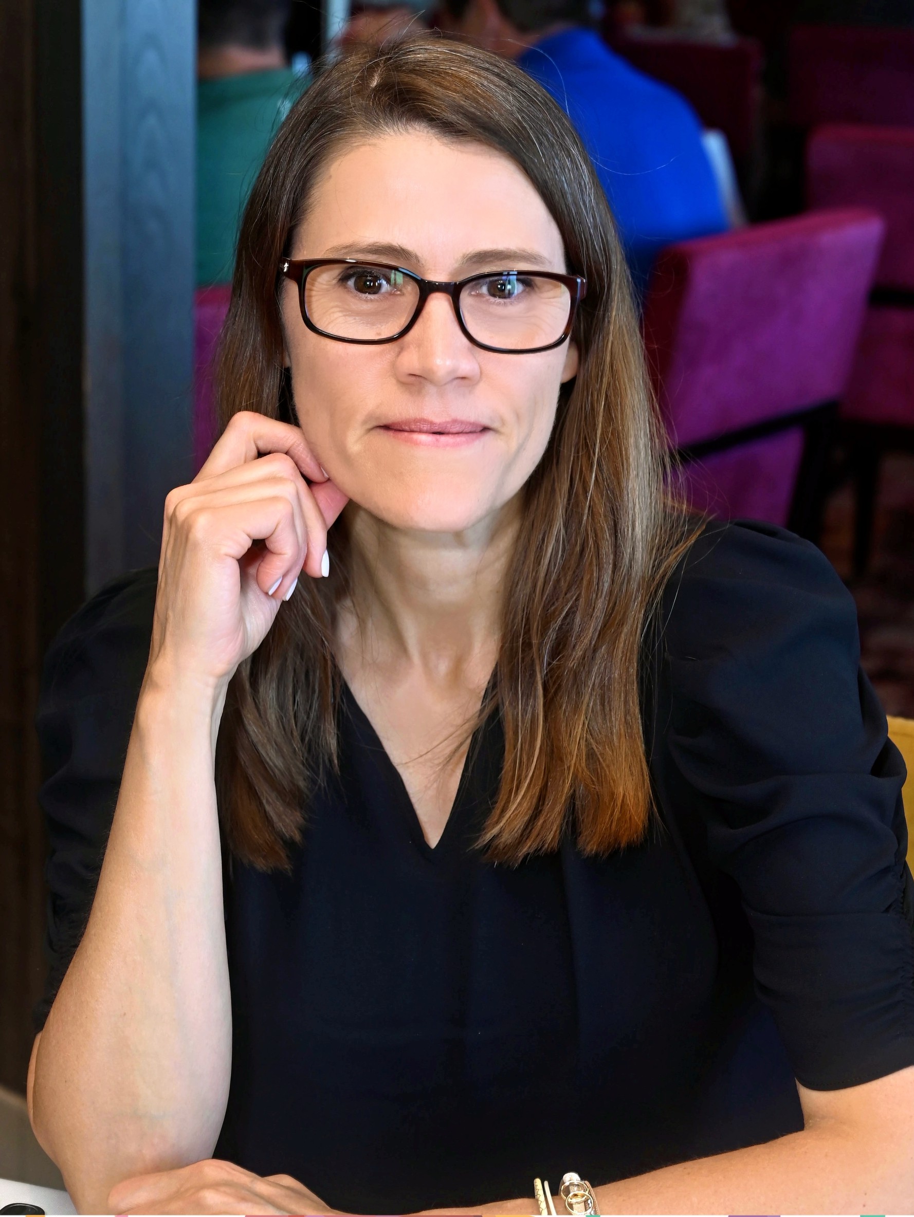 Fora Author - Elizabeth Gormley